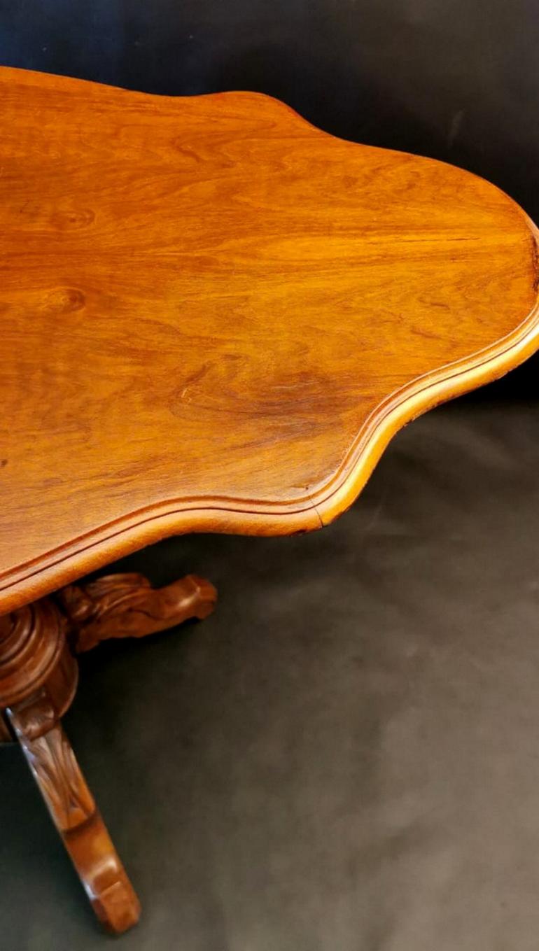 Louis Philippe French Walnut Sail Table For Sale 7