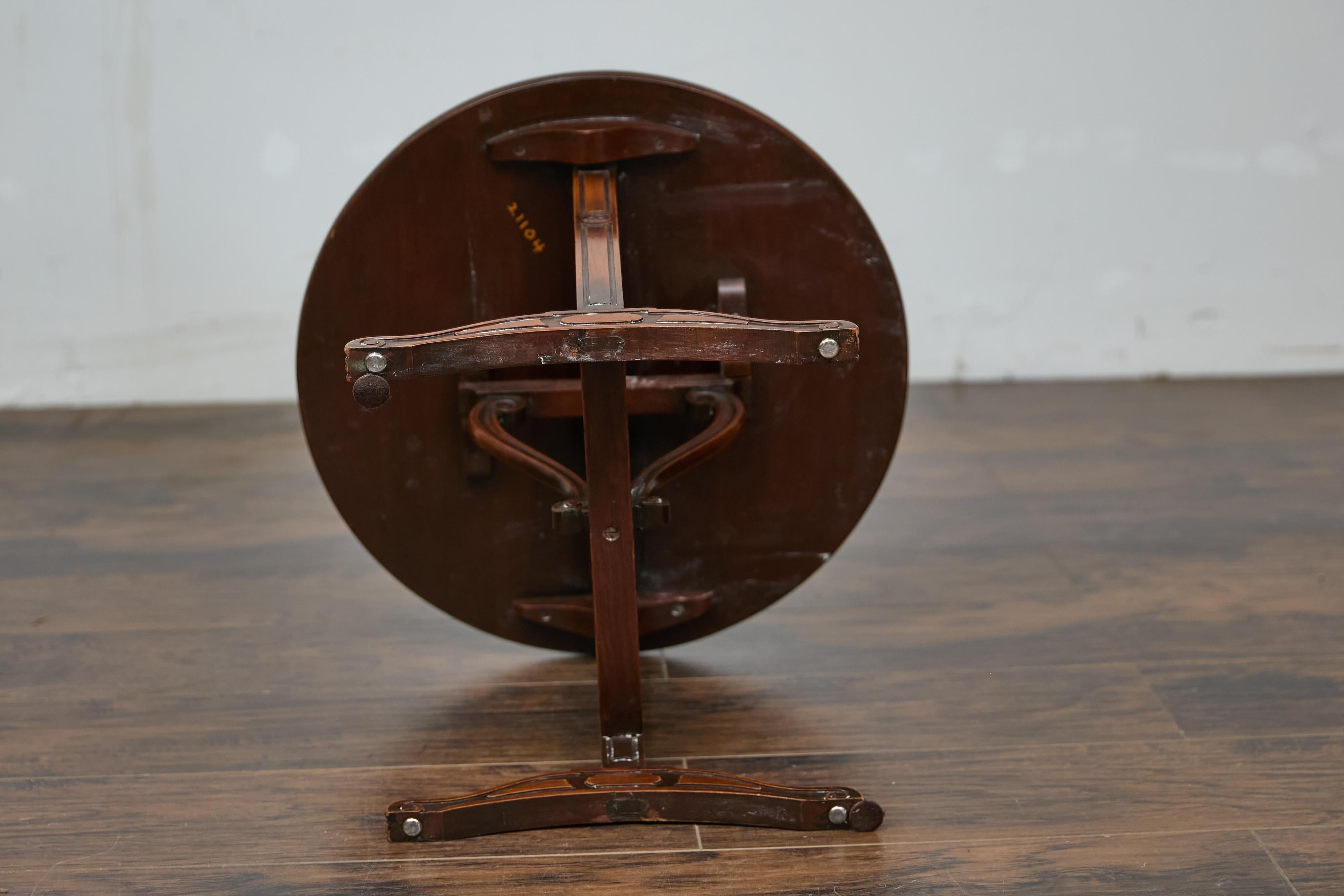 Louis-Philippe French Walnut Tilt-Top Wine Tasting Table with Carved Paw Feet For Sale 10