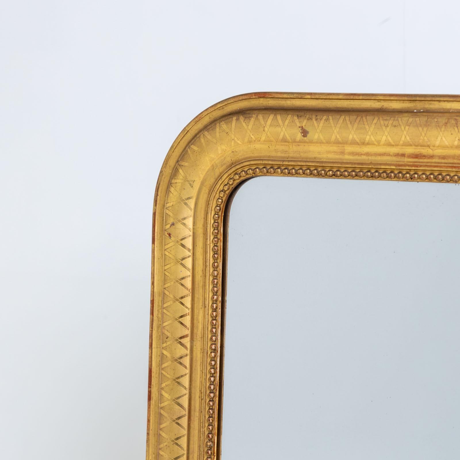 Louis Philippe Gilt Wall Mirror, Mid-19th Century In Good Condition For Sale In Greding, DE