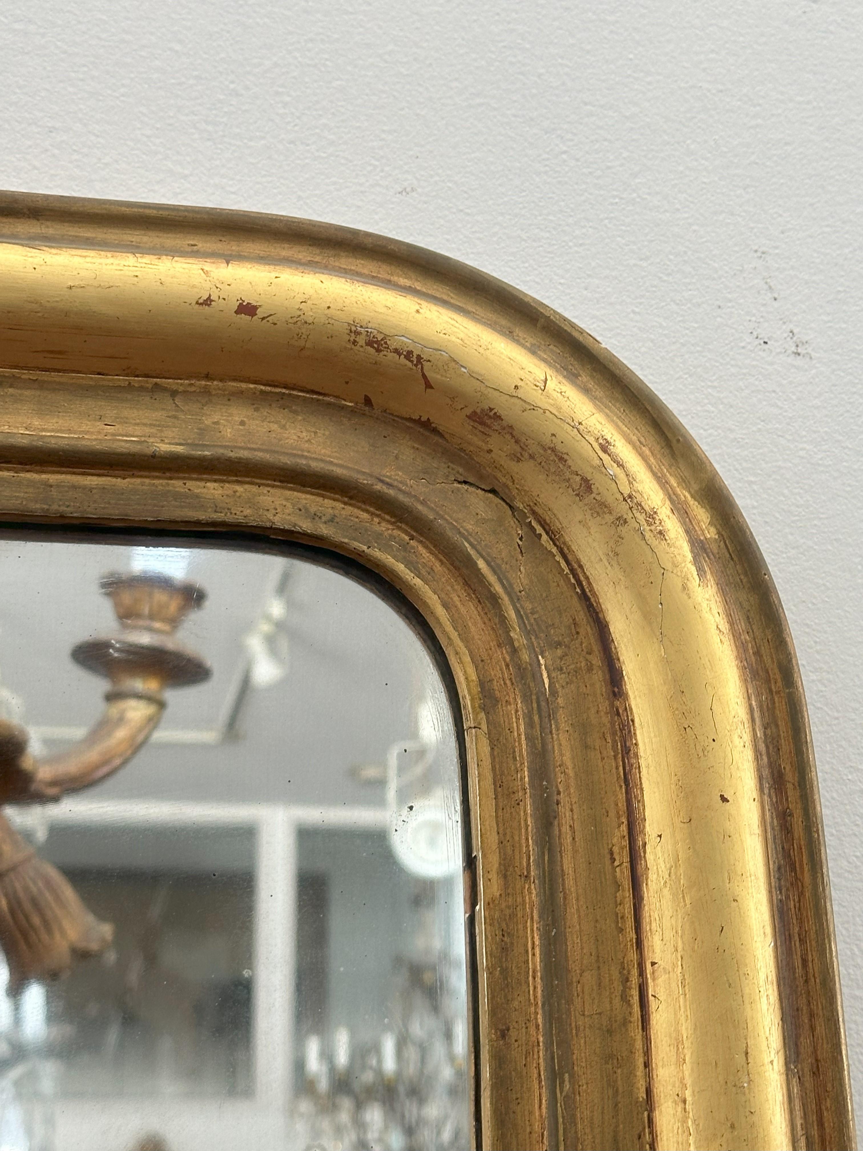 Français Miroir en bois doré Louis Philippe - Circa 1850 en vente