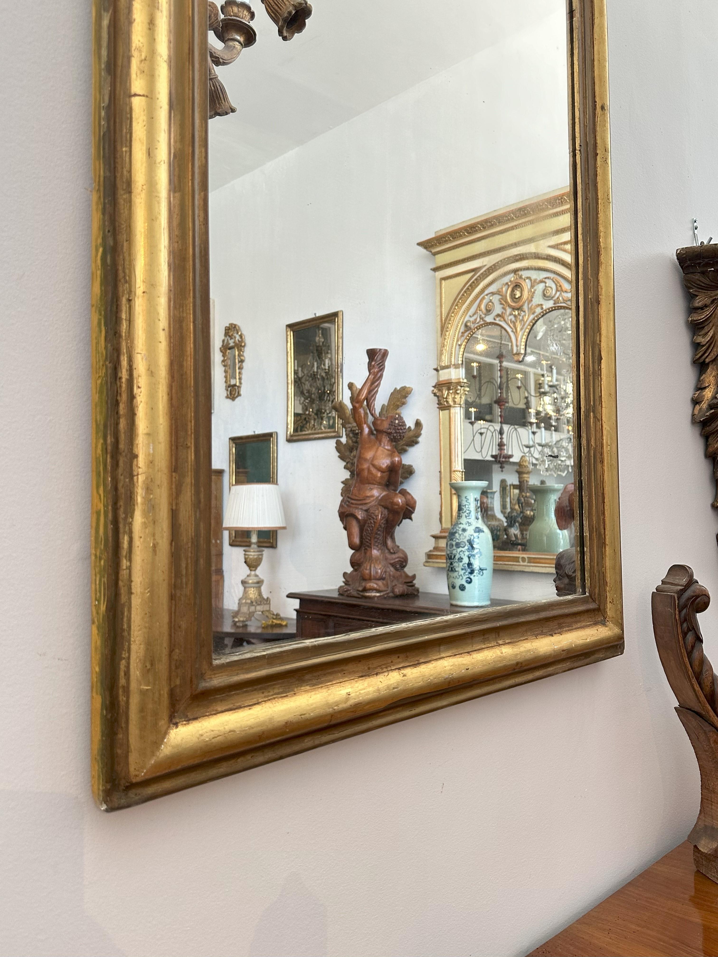 Miroir en bois doré Louis Philippe - Circa 1850 Bon état - En vente à Los Angeles, CA