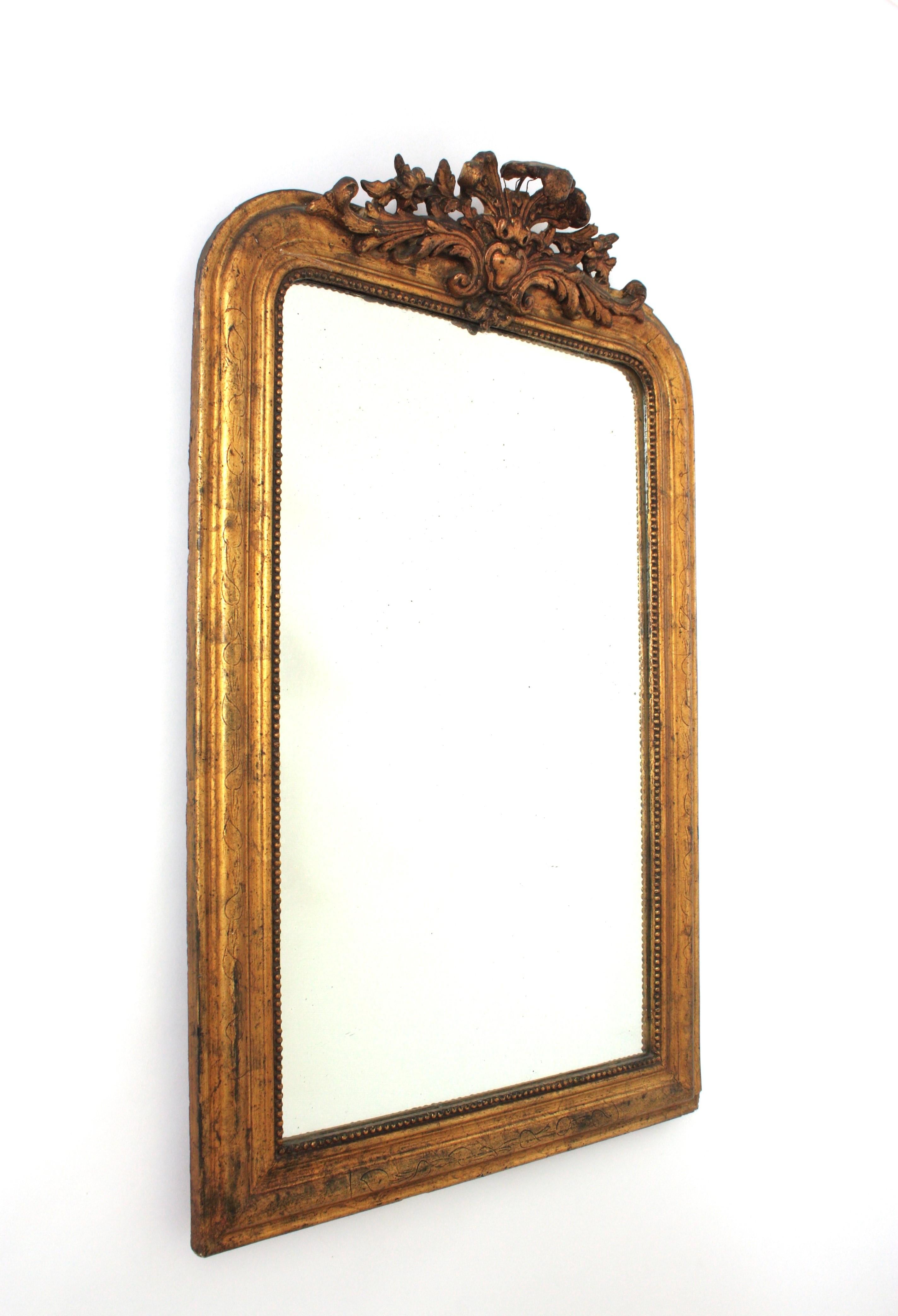 Louis Philippe Blattgold Giltwood Spiegel mit Blattwerk Wappen (19. Jahrhundert) im Angebot