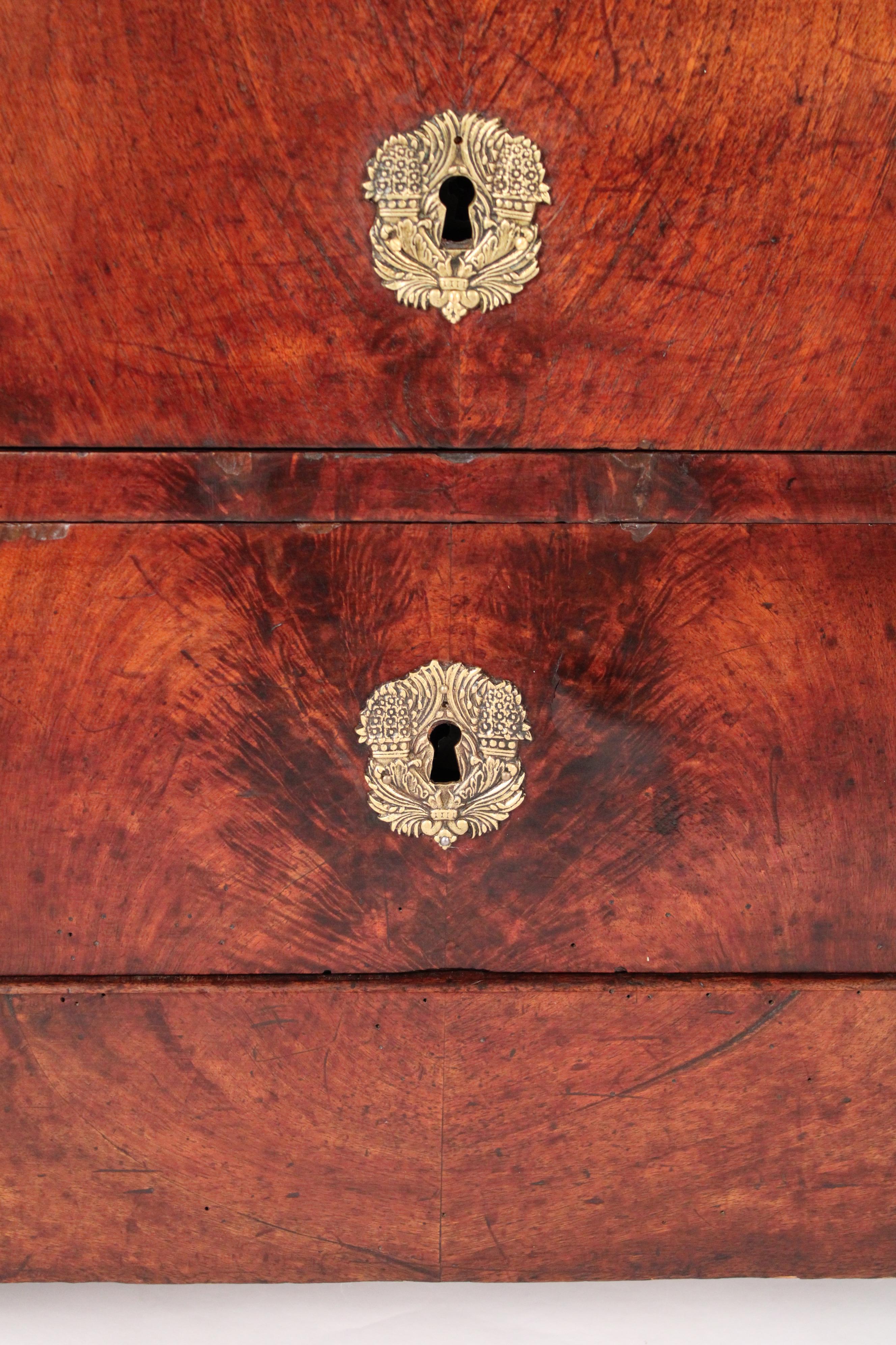 Louis Philippe Mahogany Marble top Chest of Drawers For Sale 5