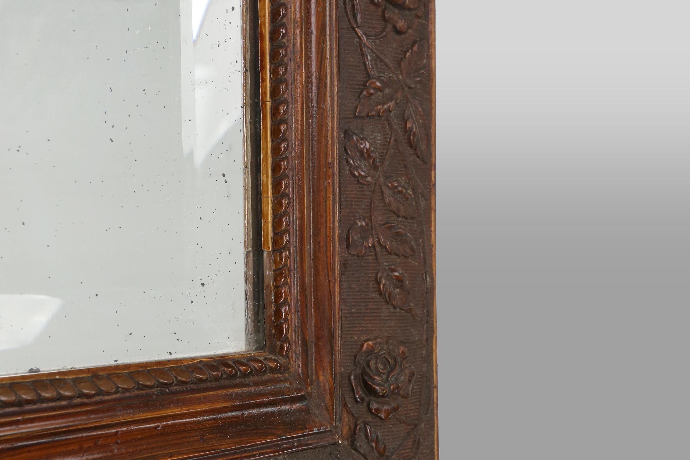 Miroir Louis Philippe en plâtre et bois avec décorations artisanales, France c Bon état - En vente à Meulebeke, BE