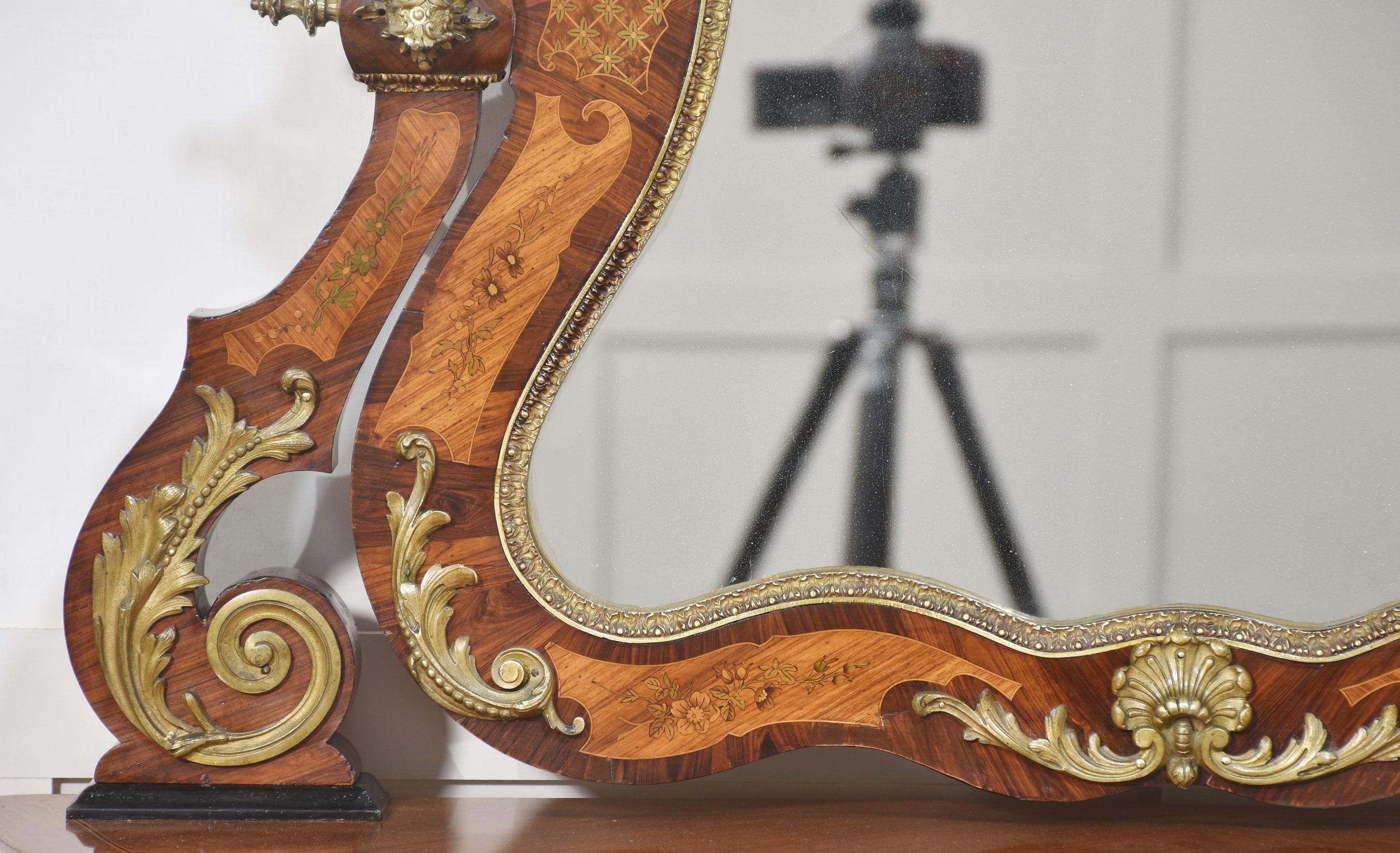 Wood Louis Philippe ormolu-mounted inlaid dresing table by Maison Pretot Paris For Sale