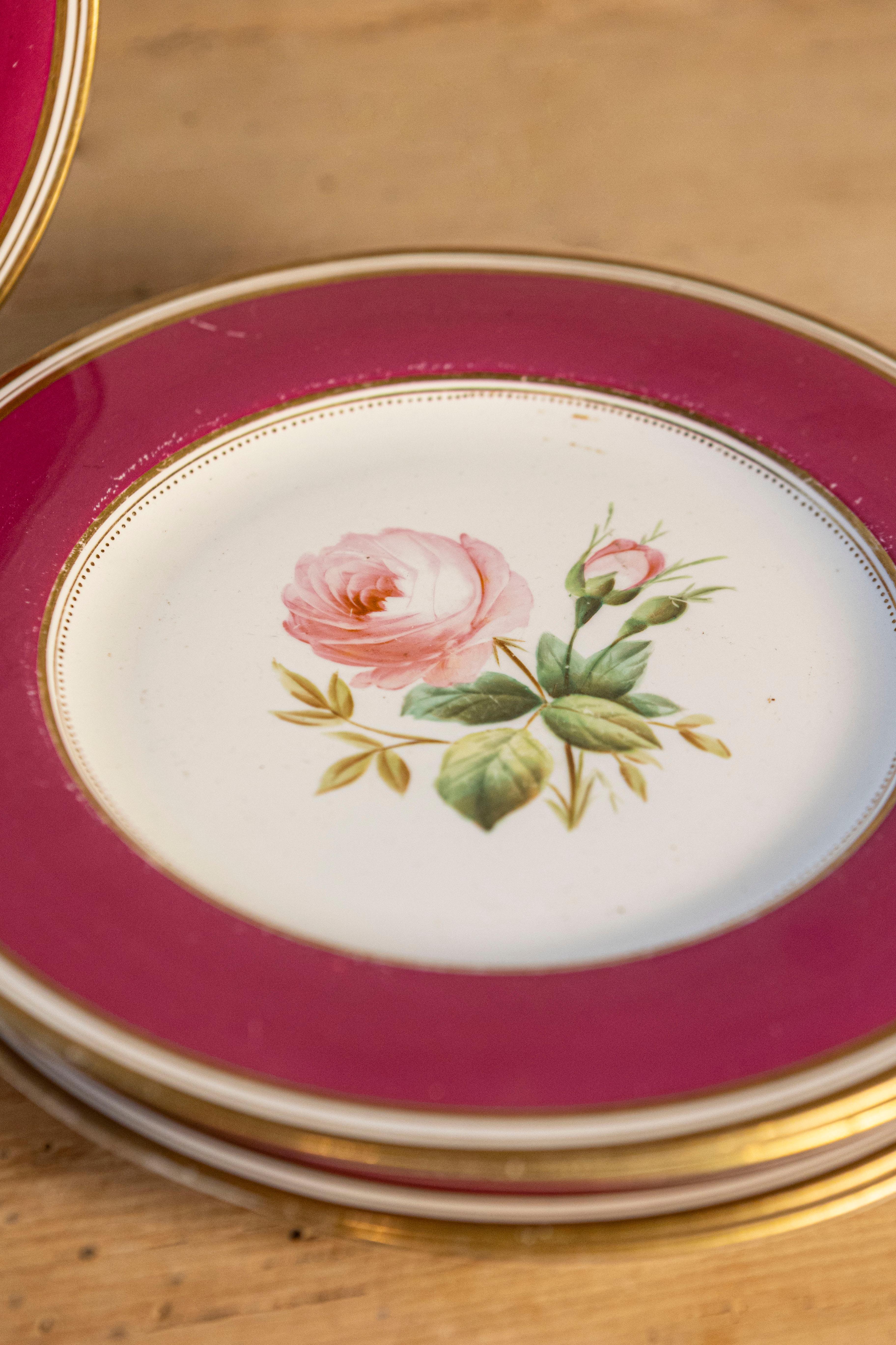 Platos y compotas de servicio de porcelana fucsia Louis Philippe Paris, se venden por unidad Francés en venta