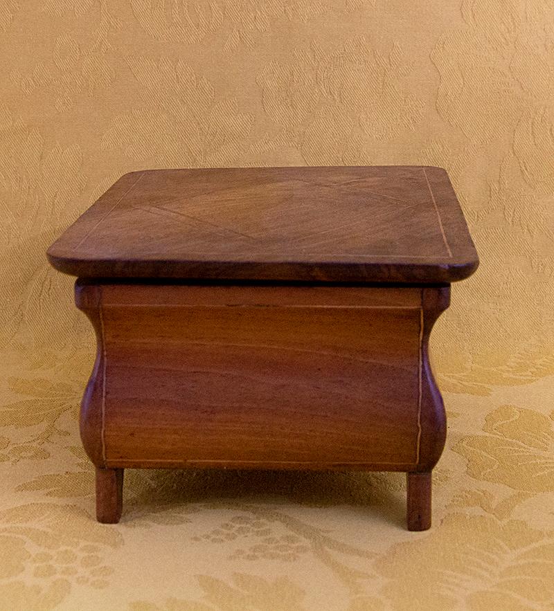 French Louis-Philippe Period Walnut Box with Doucine and Marquetry, circa 1840 For Sale