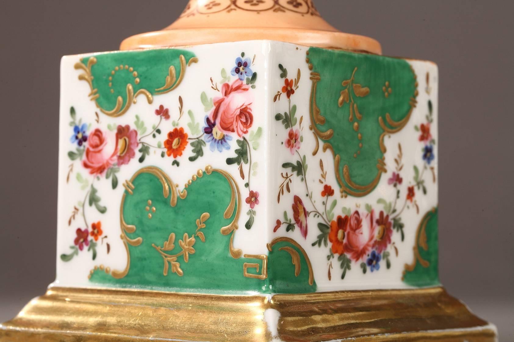 Louis-Philippe Porcelain Medici Vases For Sale 8