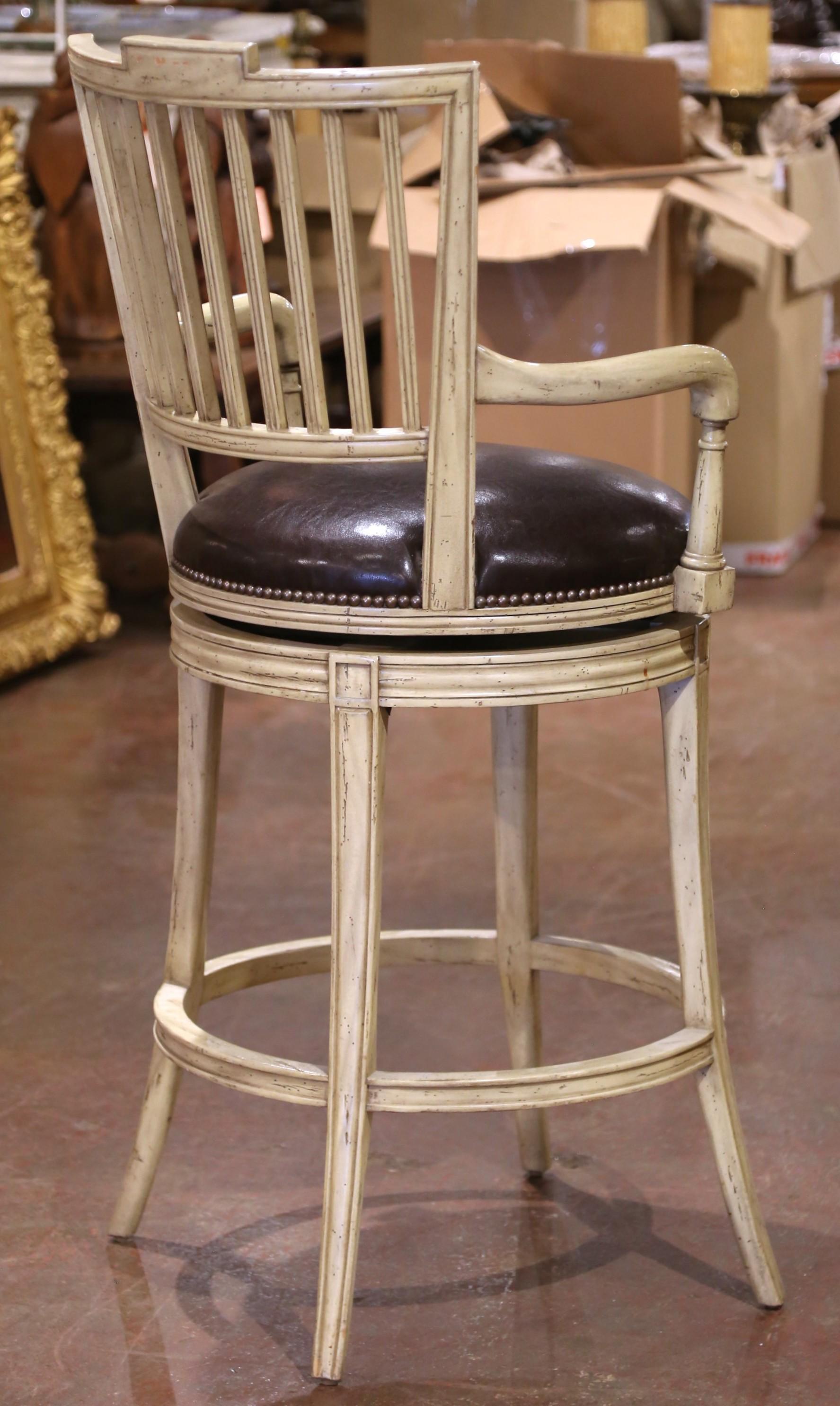 Louis Philippe Style Cream-Painted Swivel Barstools with Leather Seats, Set of 3 For Sale 3