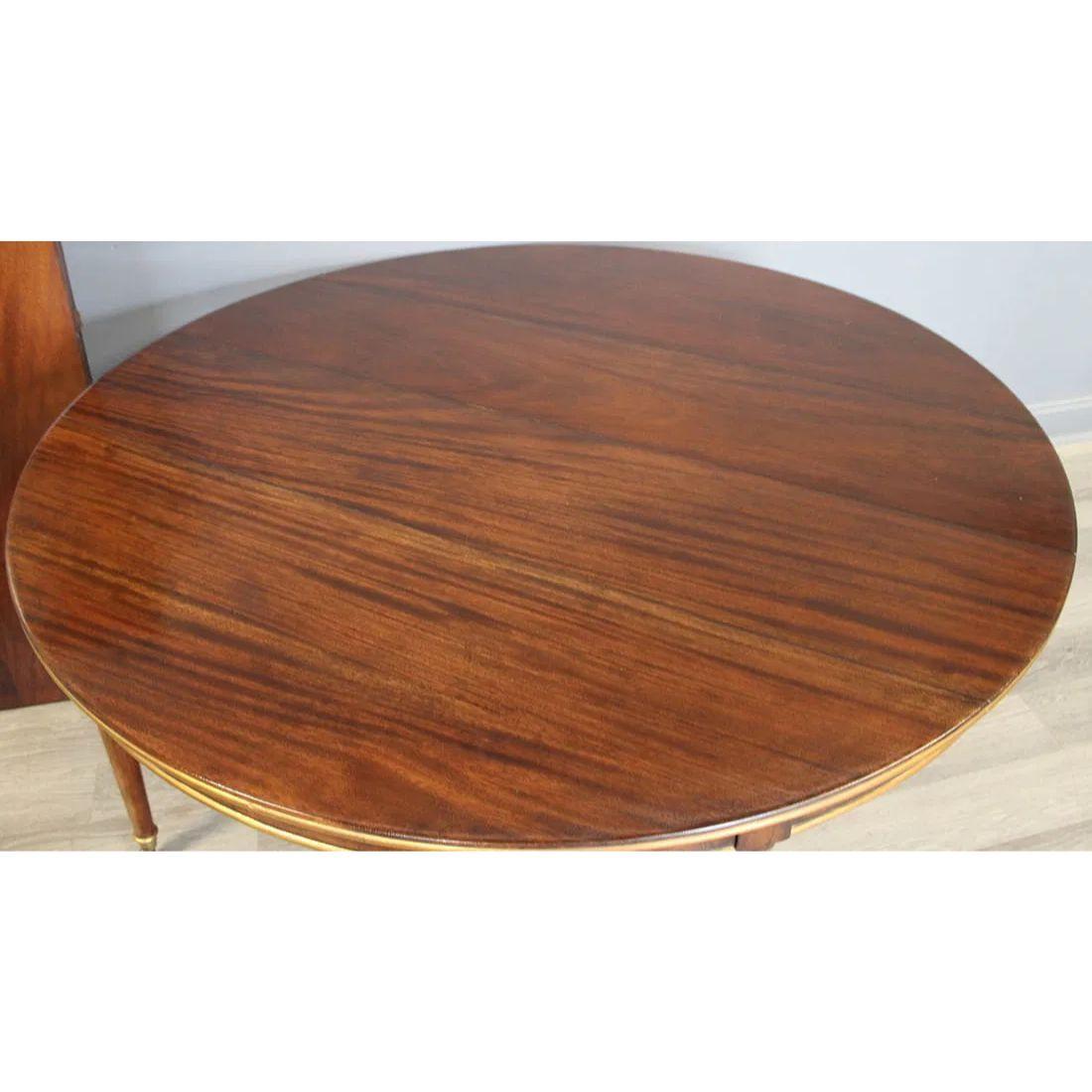 20th Century Louis Philippe Style Dessin Fournir Mahogany Dining Table For Sale