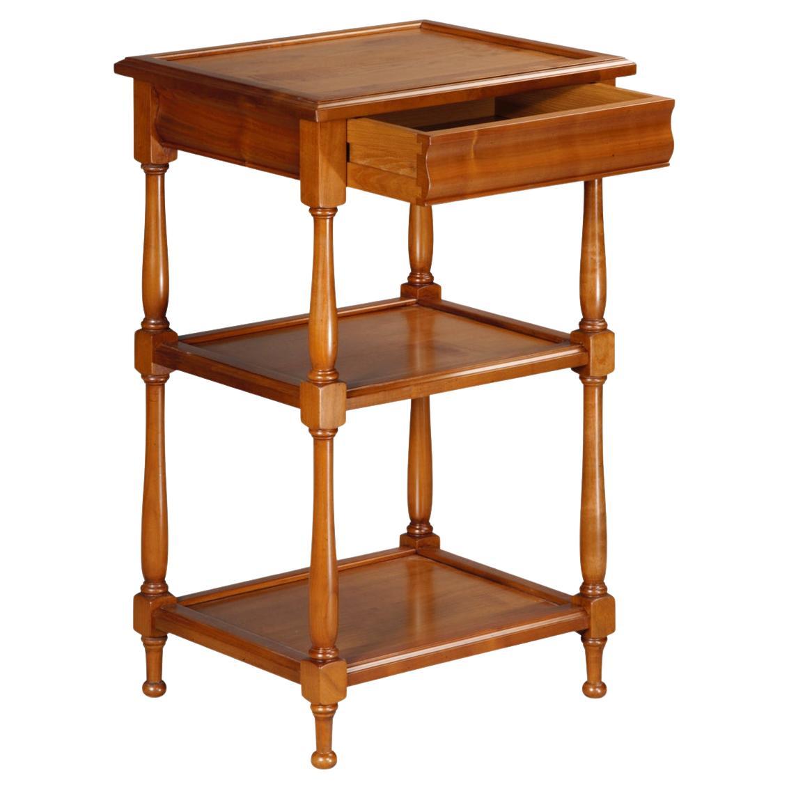 Table de service de style Louis Philippe en bois de cerisier massif, 1 tiroir et 2 étagères