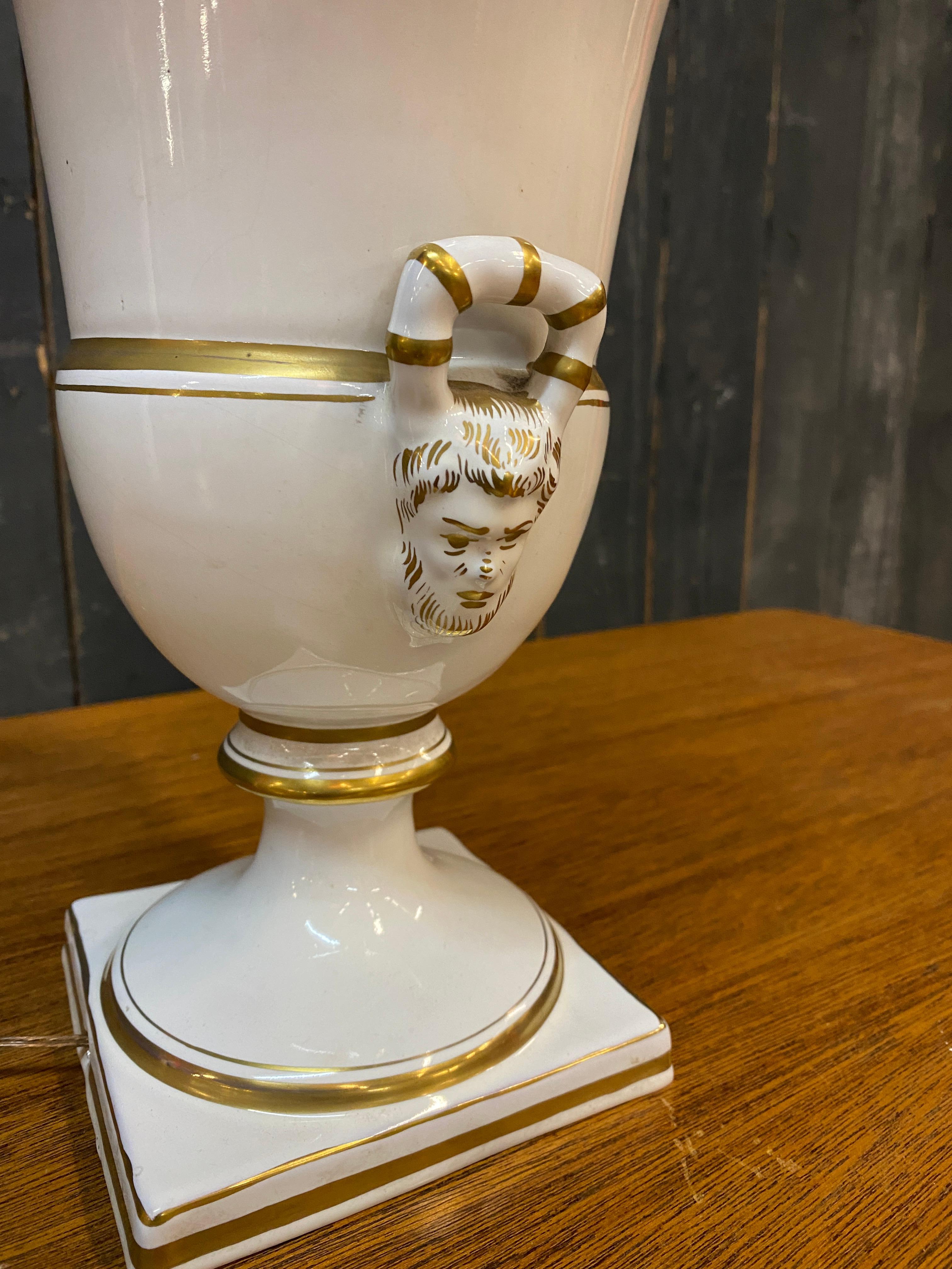 Louis Philippe table lamp, Paris porcelain style circa 1850   For Sale 6