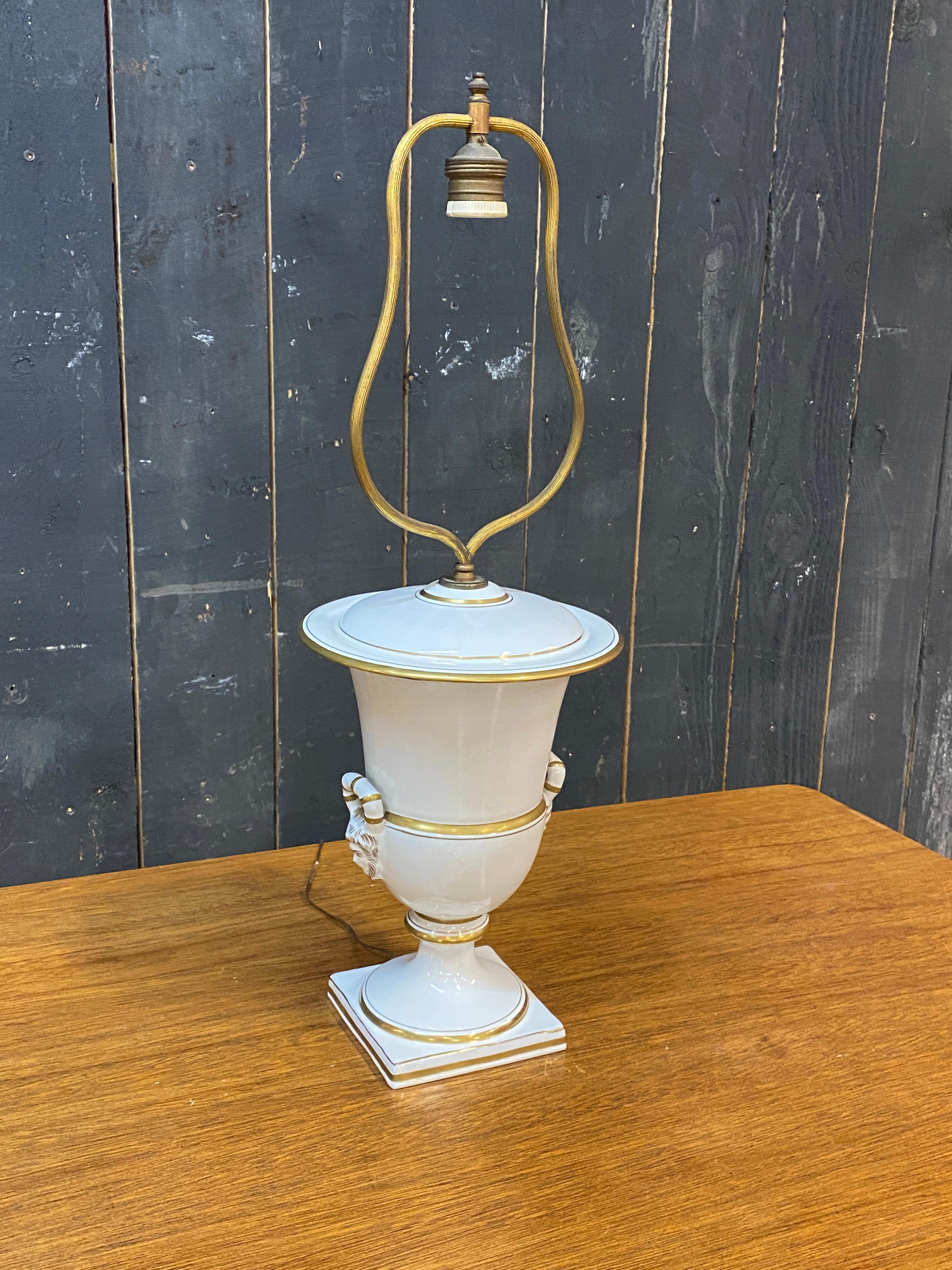 Porcelaine Lampe de table Louis Philippe, style porcelaine de Paris, circa 1850   en vente