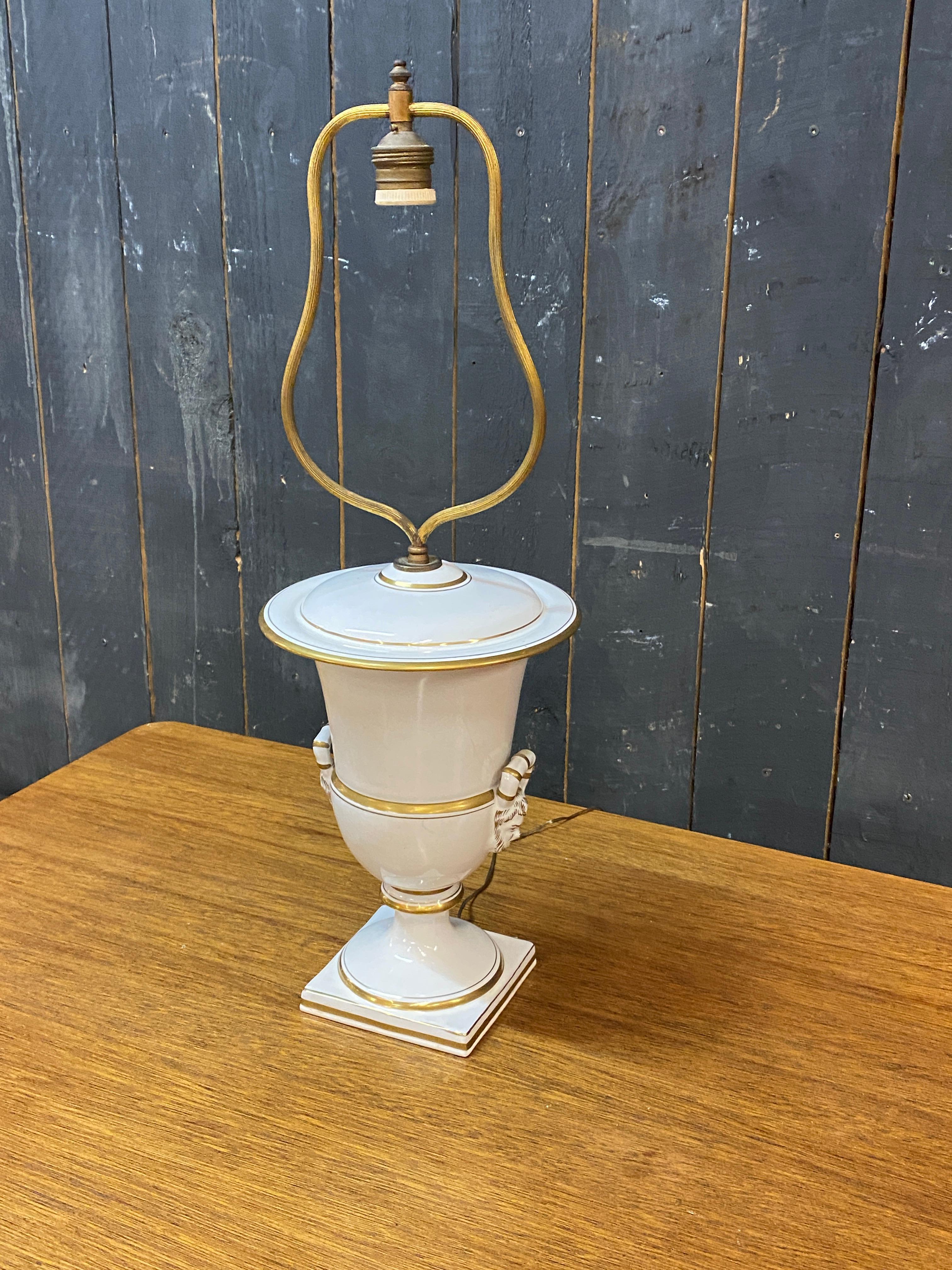 Lampe de table Louis Philippe, style porcelaine de Paris, circa 1850   en vente 1