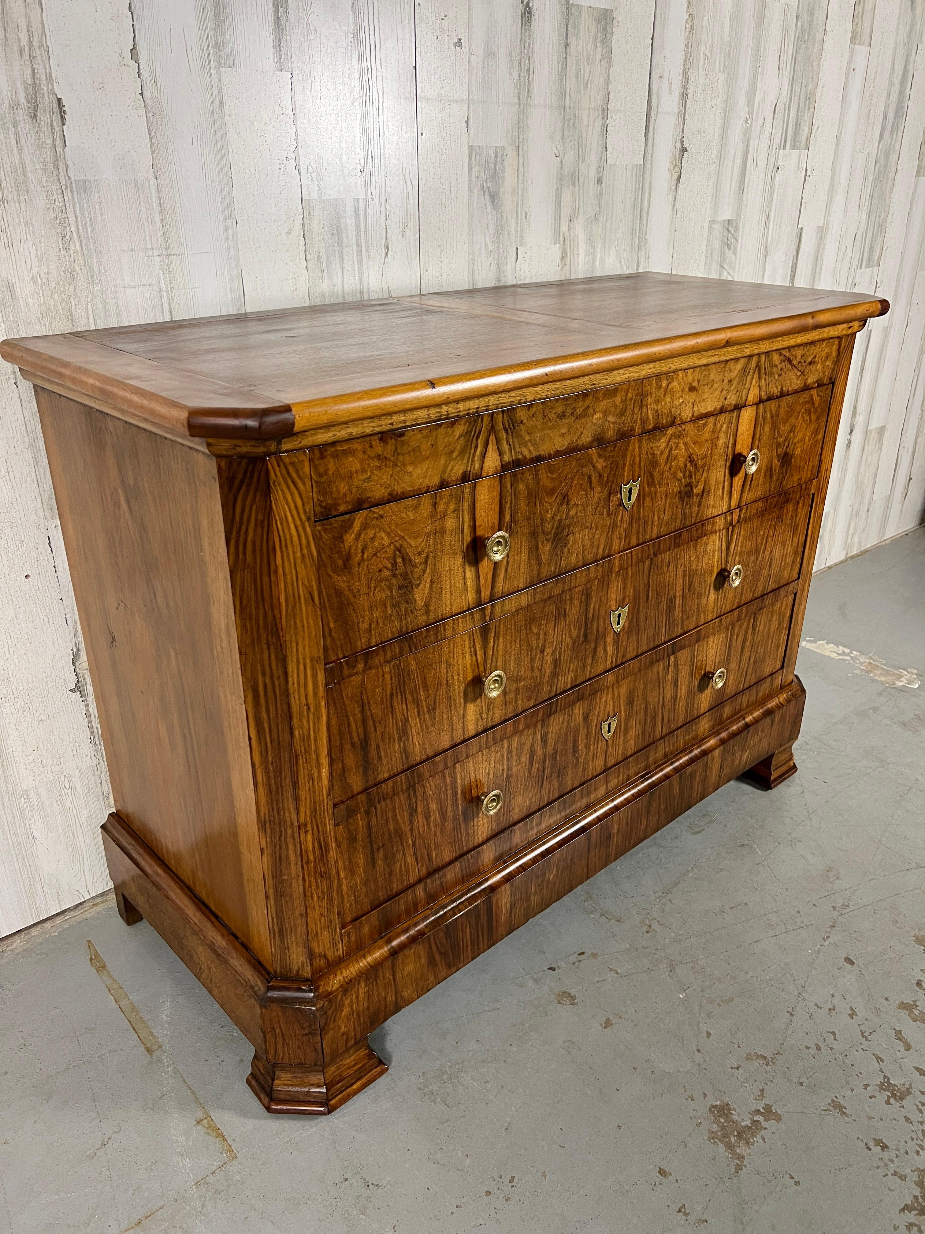 Louis Philippe Three Drawer Commode In Good Condition For Sale In Denton, TX