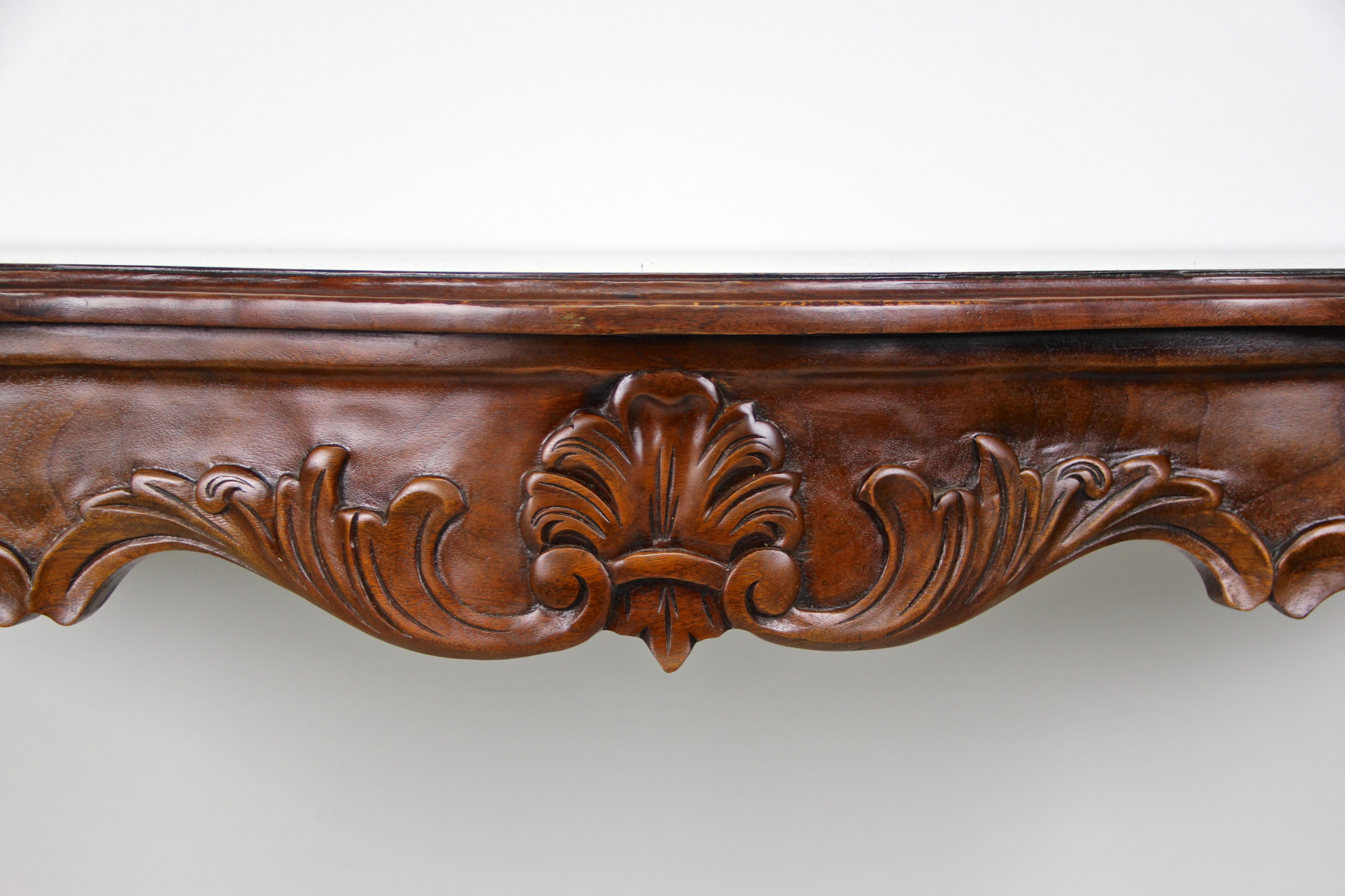 Louis Philippe Wall Console Nut Wood Hand Carved, Austria, circa 1860 2