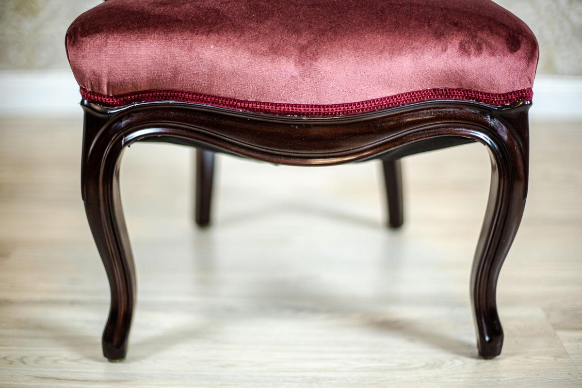 Louis Philippe Walnut Armchair, circa 1850 In Good Condition For Sale In Opole, PL