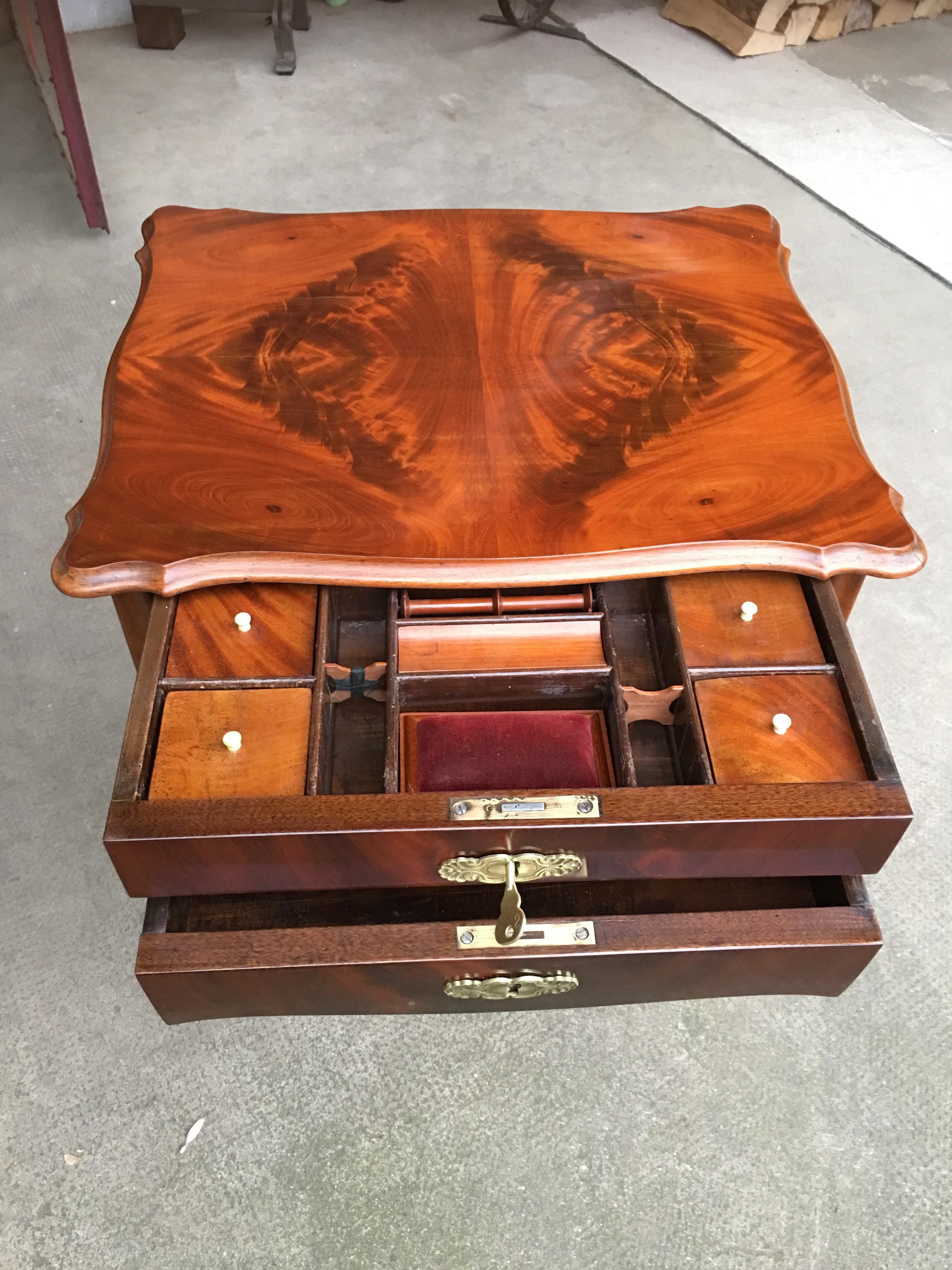 Mid-19th Century Louis Philippe Walnut Sewing Table with Brass Fittings from Paris For Sale
