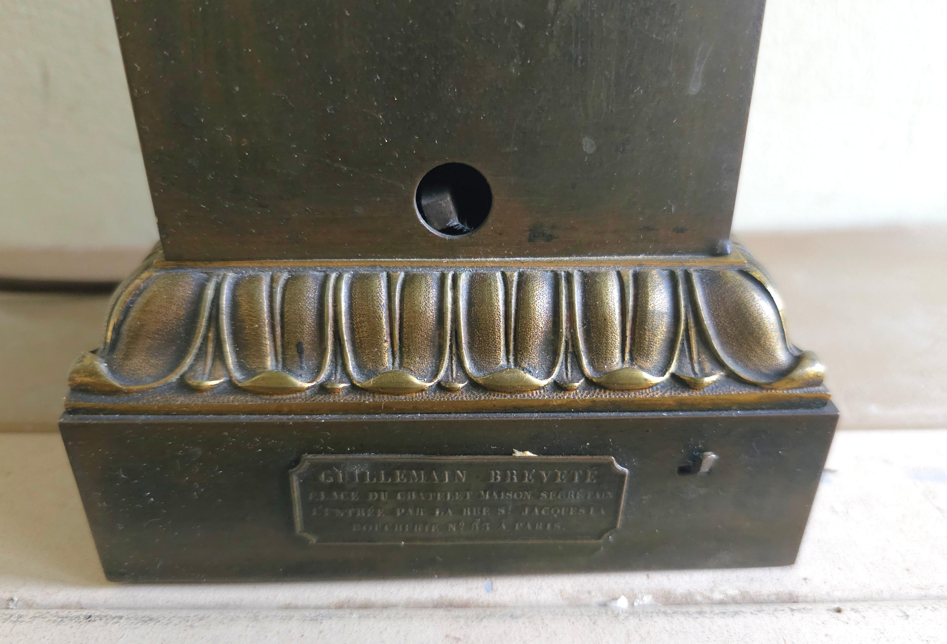Base de lámpara de aceite Louis Phillipe de bronce y ormolu, electrificada, Guillemain Brevete siglo XIX en venta