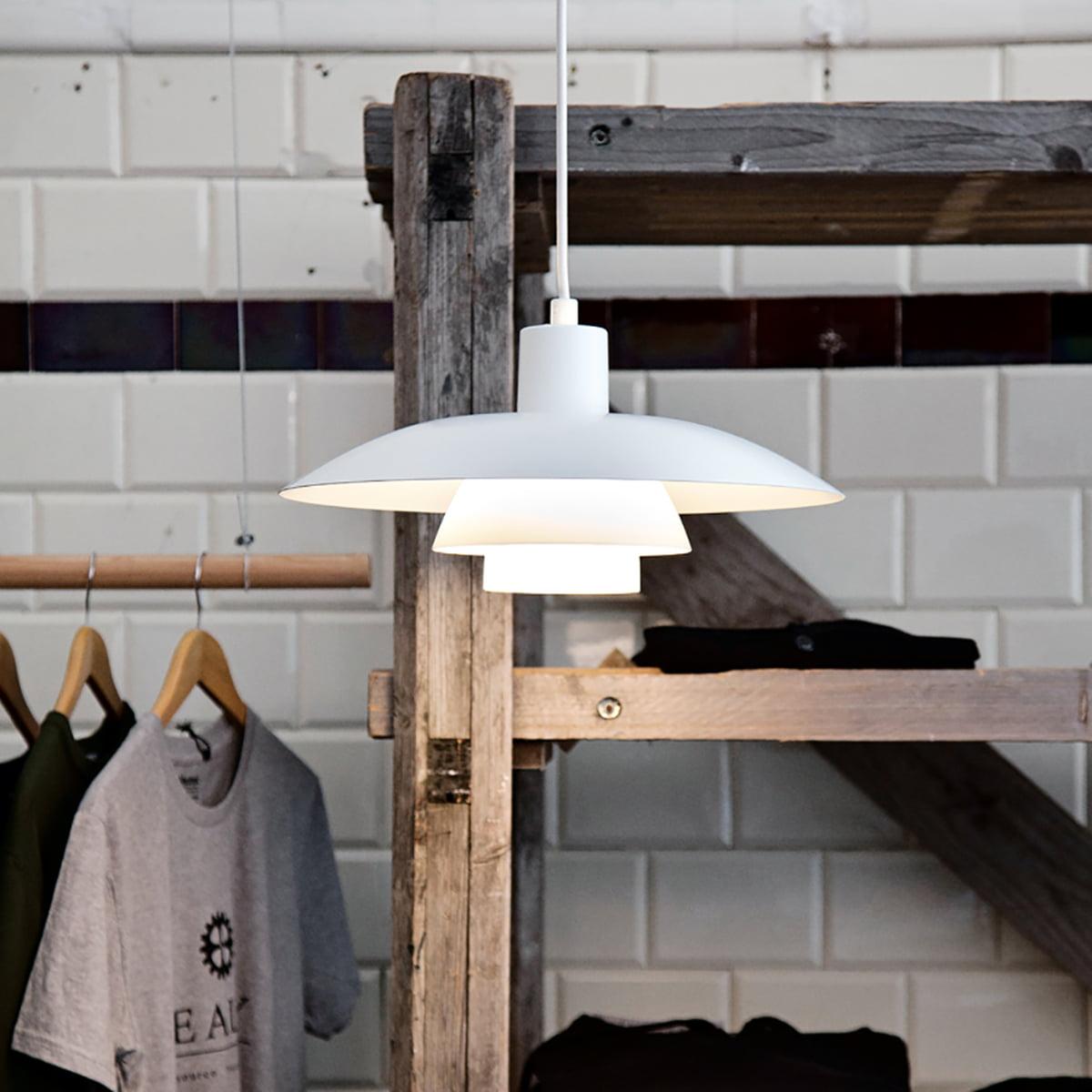 Louis Poulsen, large metal pendant light by Poul Henningsen.
Measures: Width x height x length (mm)
400 x 200 x 400, 1.1 kg
Material: White lacquered aluminium. Canopy: Yes Cord length: 3 m. Cord type: White fabric.