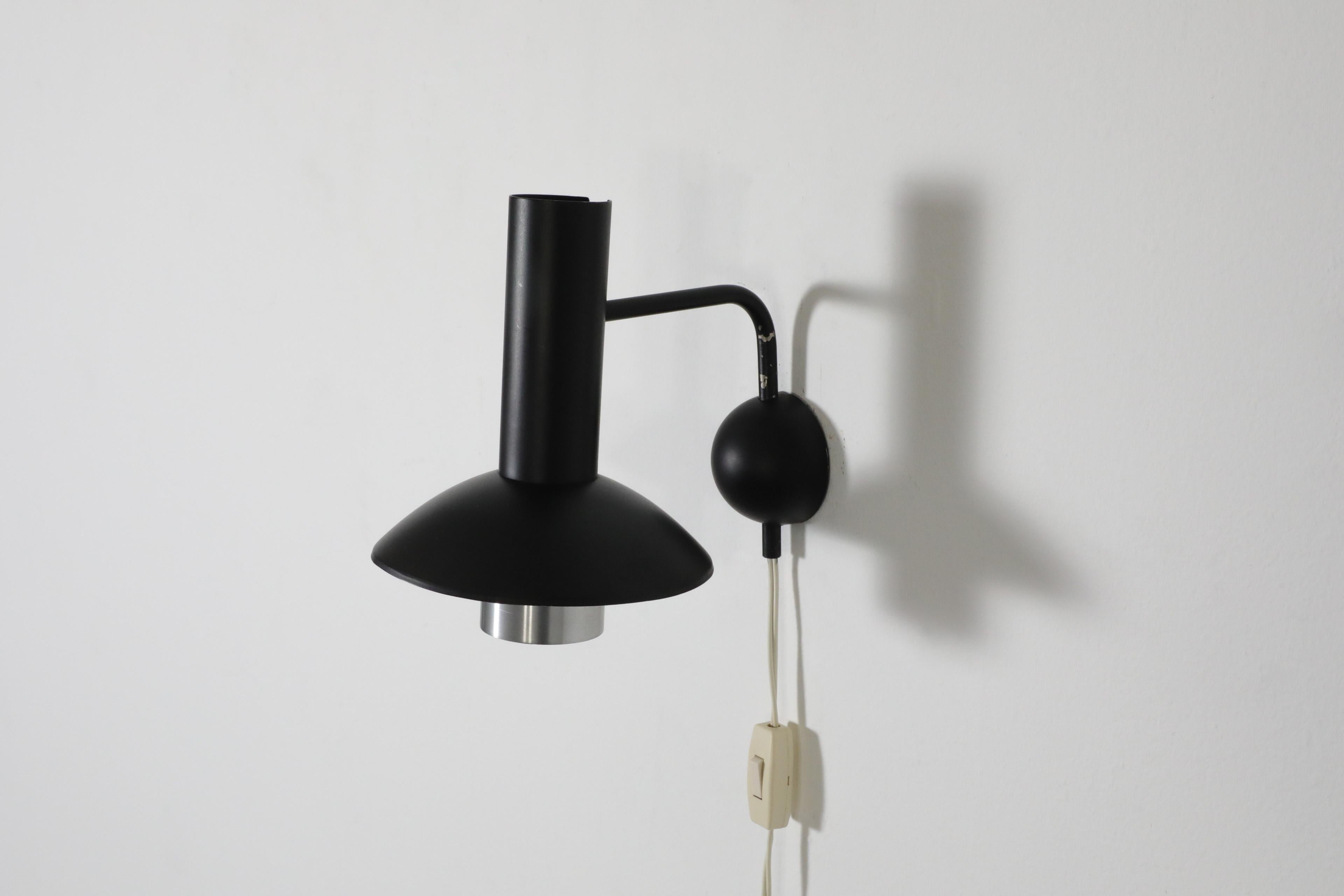 Louis Poulsen 'Louise' Wall Sconce, model 132051, Denmark, 1970's In Good Condition For Sale In Los Angeles, CA