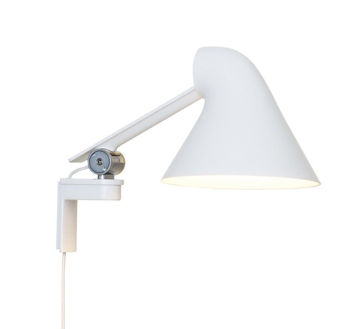 Danois Lampe murale Louis Poulsen NJP en aluminium gris clair de Nendo, Oki Sato en vente