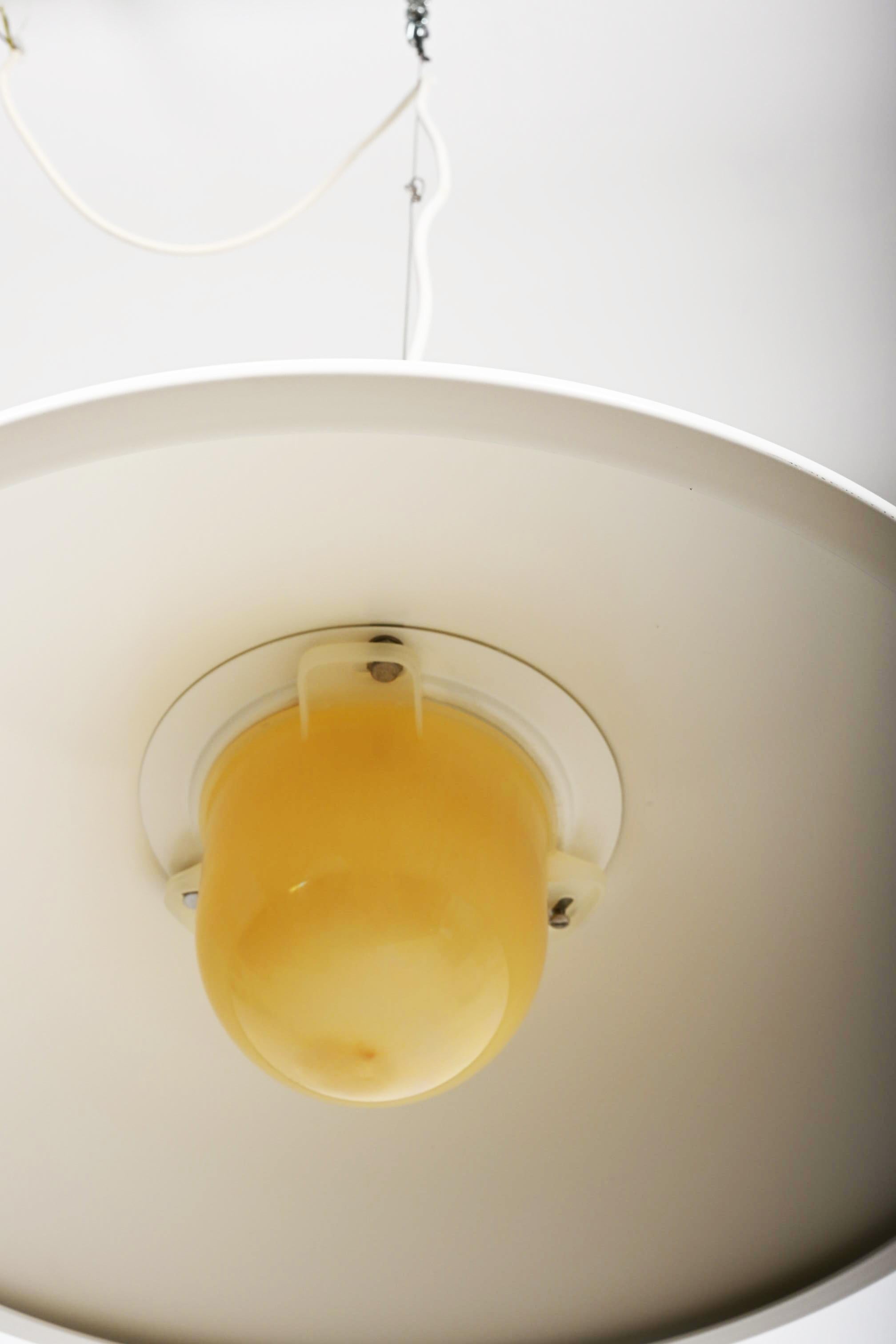 Lampada a sospensione Louis Poulsen Nyhavn di Alfred Homann e Ole Valdemar Kjær In condizioni buone in vendita a Vienna, AT