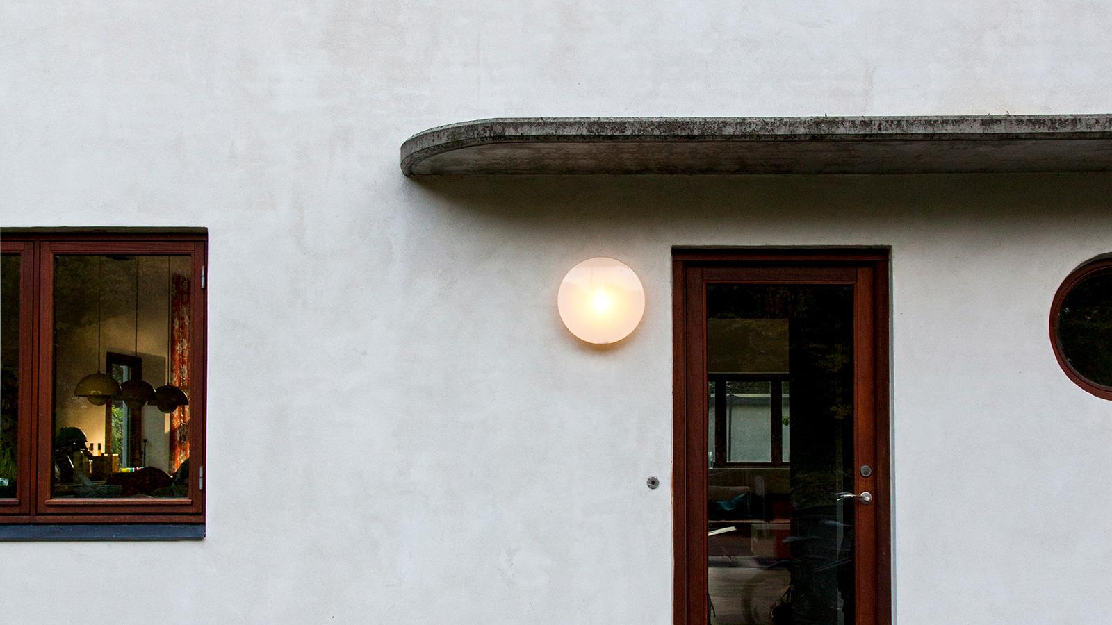 Danish Louis Poulsen, Outdoor Wall Lamp by Arne Jacobsen For Sale