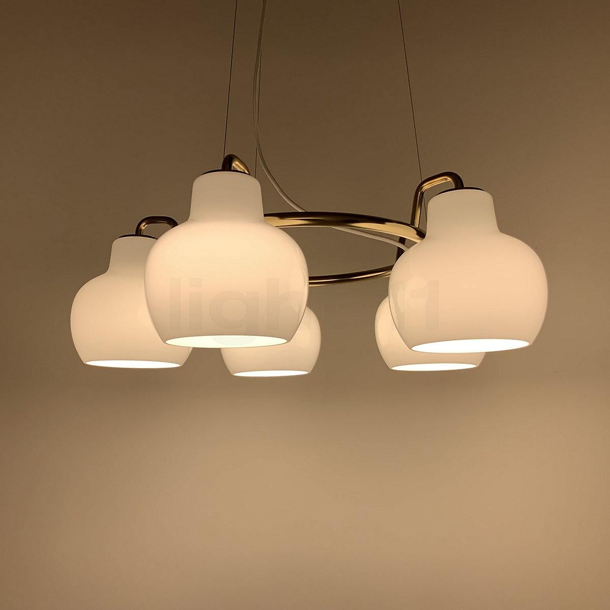 Danois Louis Poulsen, lampe à suspension à 5 lumières par Vilhelm Lauritzen en vente