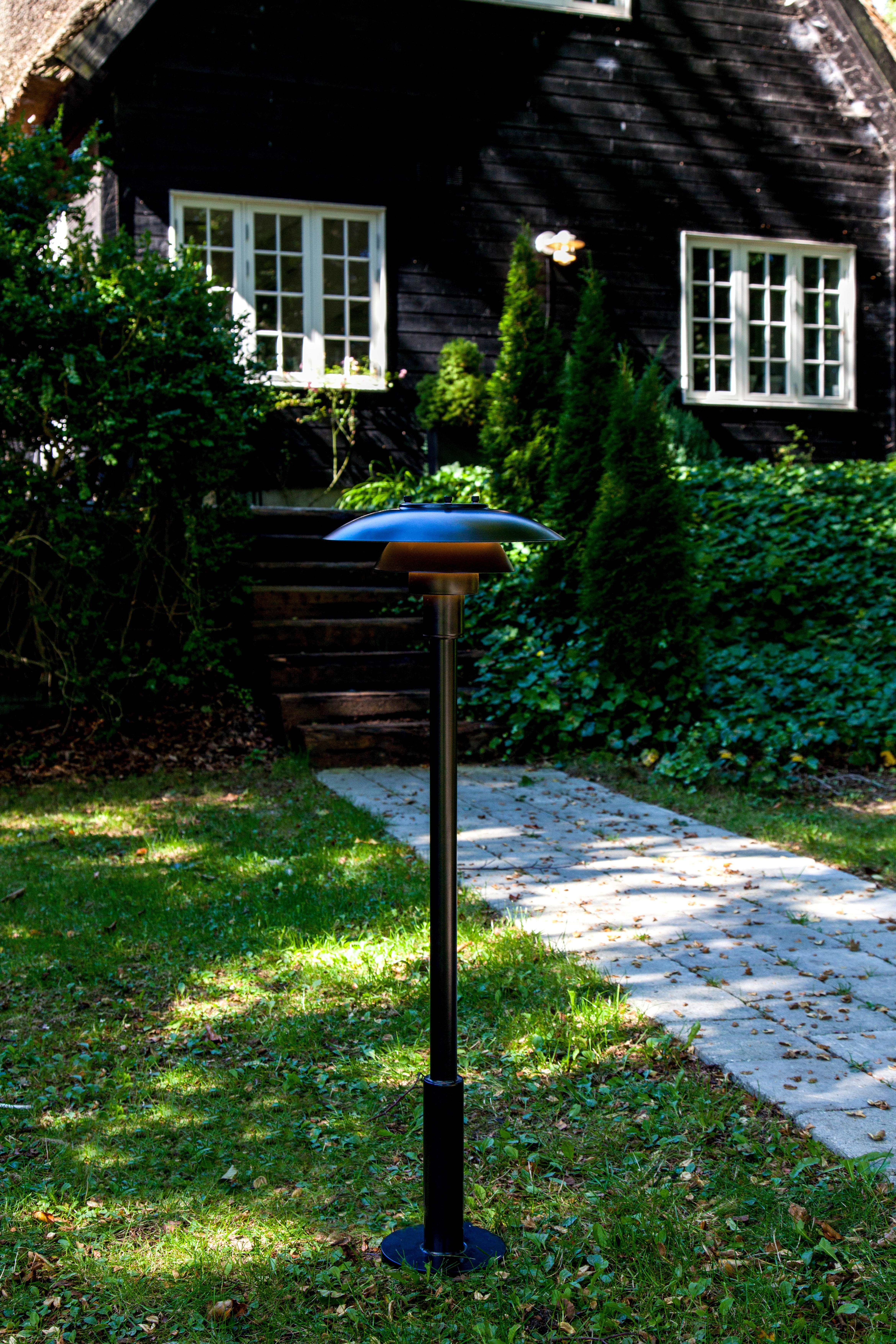 Danish Louis Poulsen PH 3-2½ Bollard Outdoor Lamp in Black by Poul Henningsen For Sale