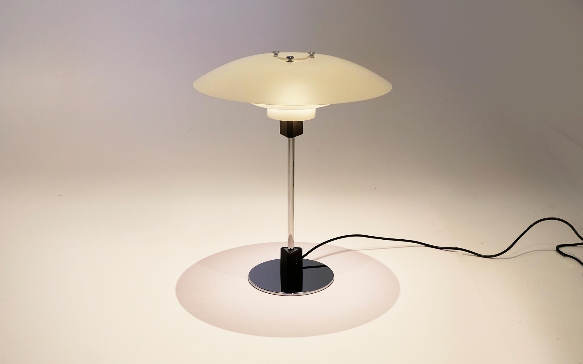 Enameled Louis Poulsen PH 4/3 Table Lamp in Matte White made by Poul Henningsen, Denmark