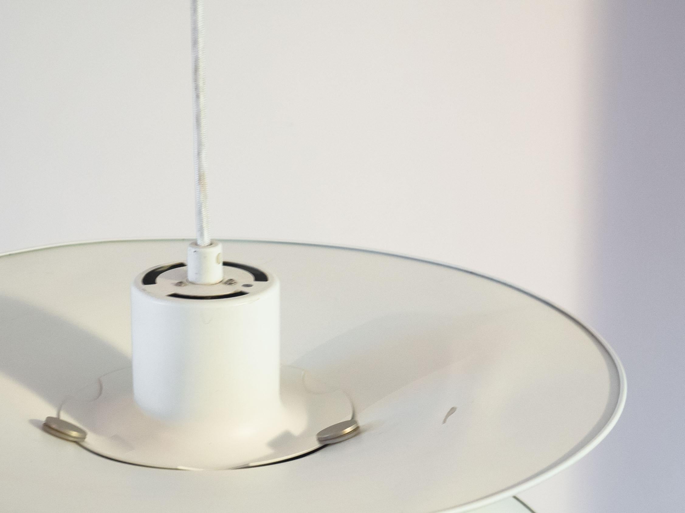 Louis Poulsen PH 5-4½ ‘Charlottenborg’ pendant – Poul Henningsen For Sale 2