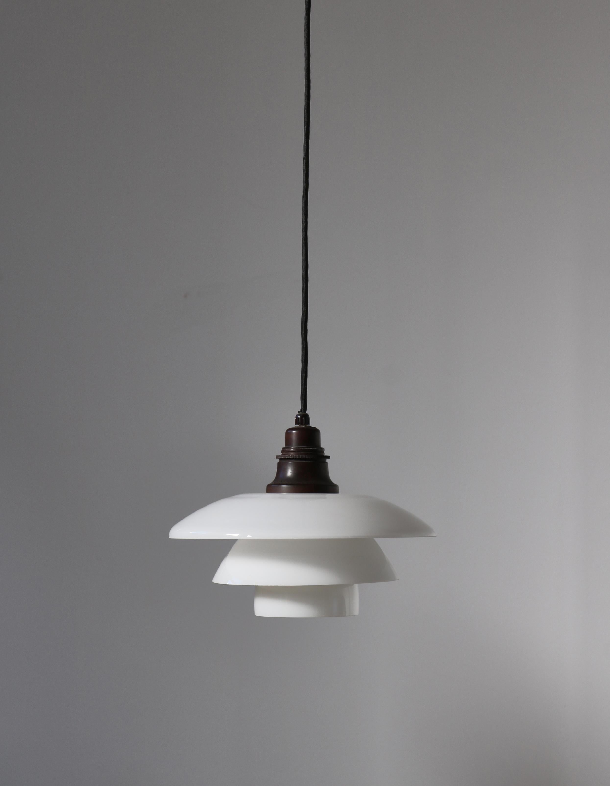 Louis Poulsen „PH-Lampe“ 3/3 Pendelleuchte von Poul Henningsen, Lackiert, Dänemark, 1930er Jahre (Skandinavische Moderne) im Angebot