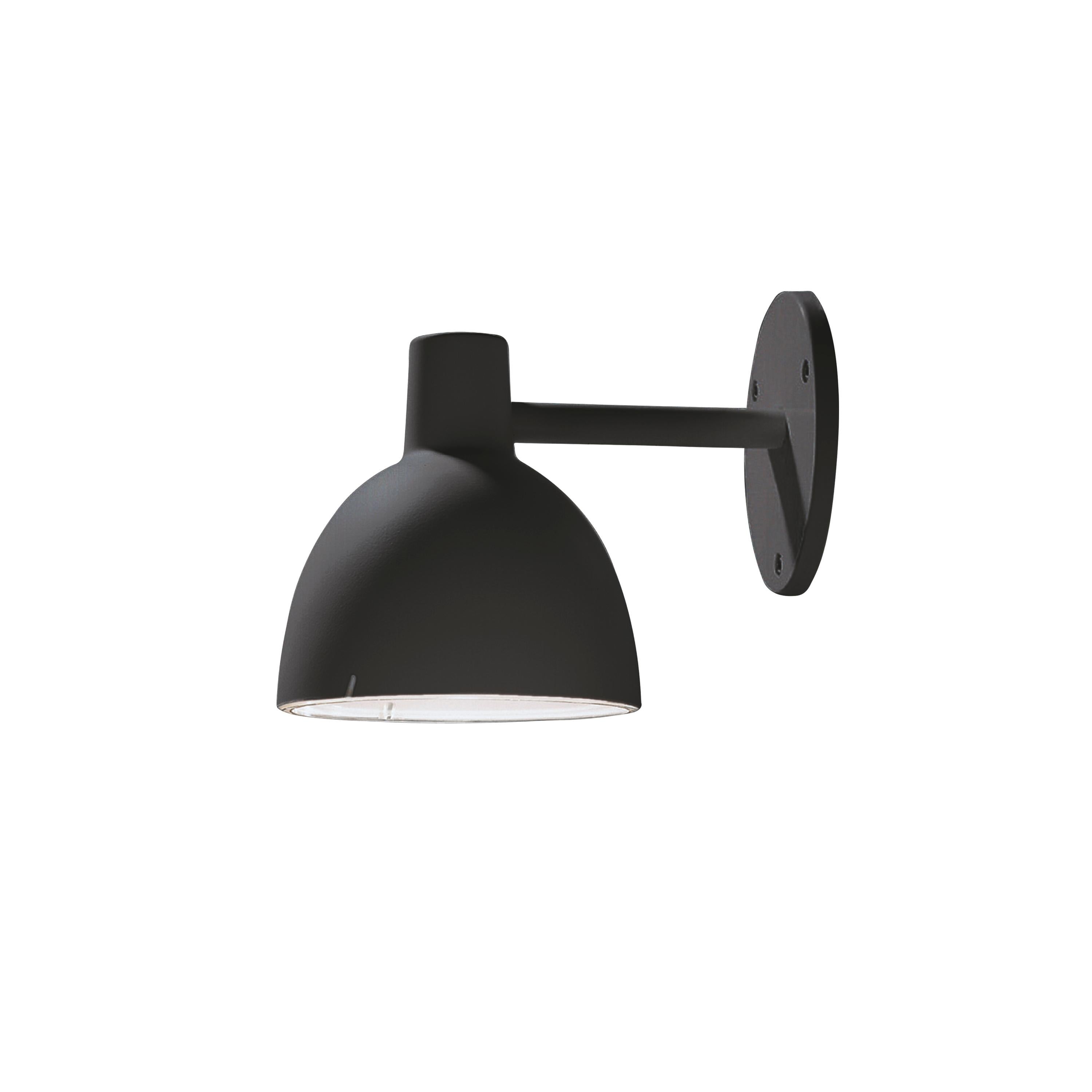 Louis Poulsen 'Toldbod' outdoor wall light in black. The Toldbod 6.1