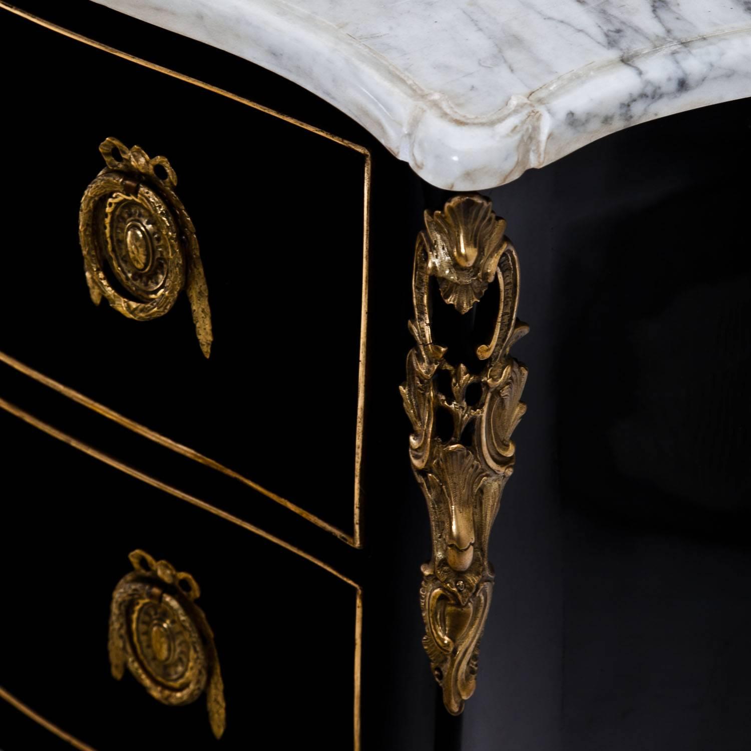 Bronze Louis Quinze Chest of Drawers