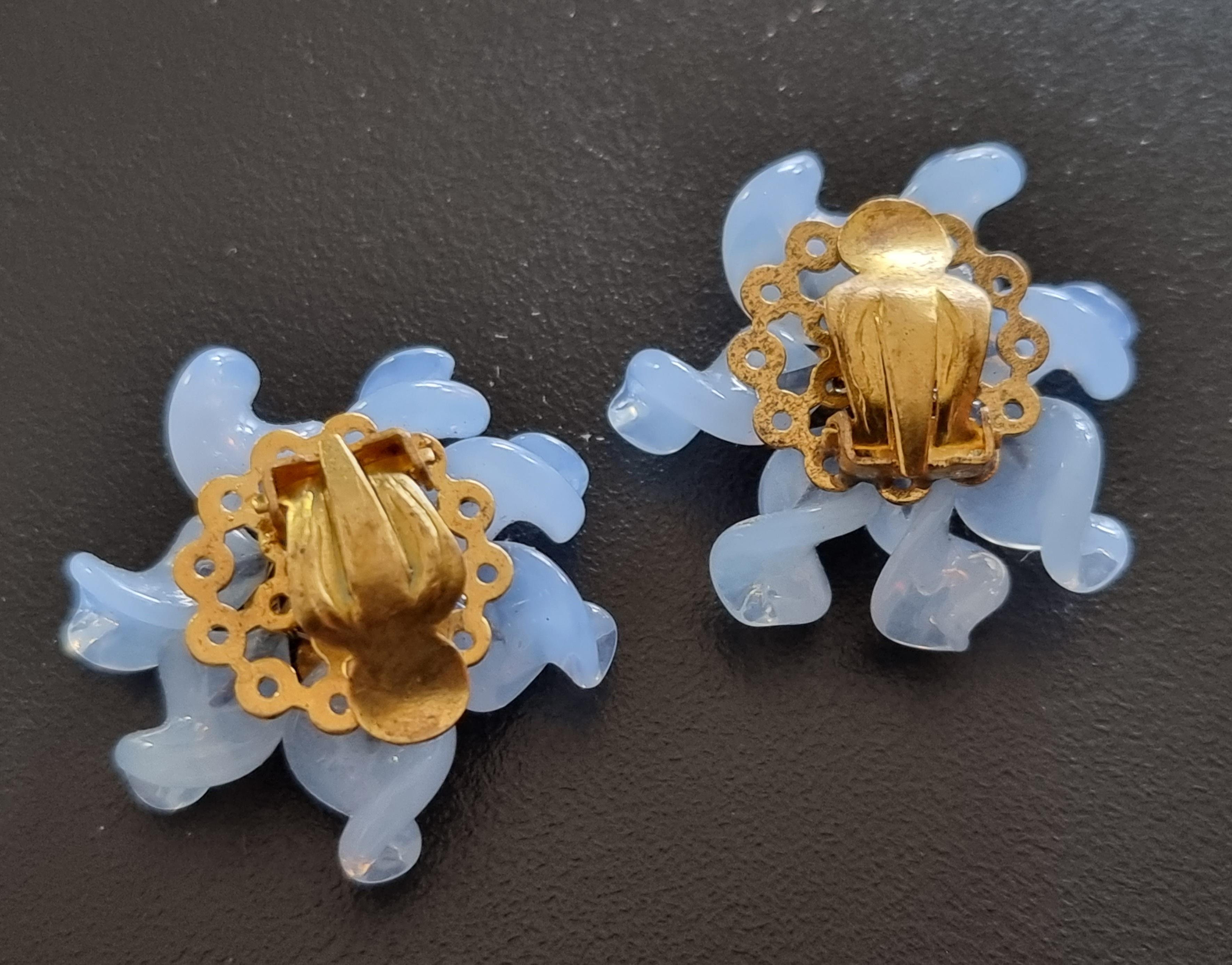 Louis ROUSSELET, Old clip-on Earrings, in glass, FRANCE 1940 For Sale 4