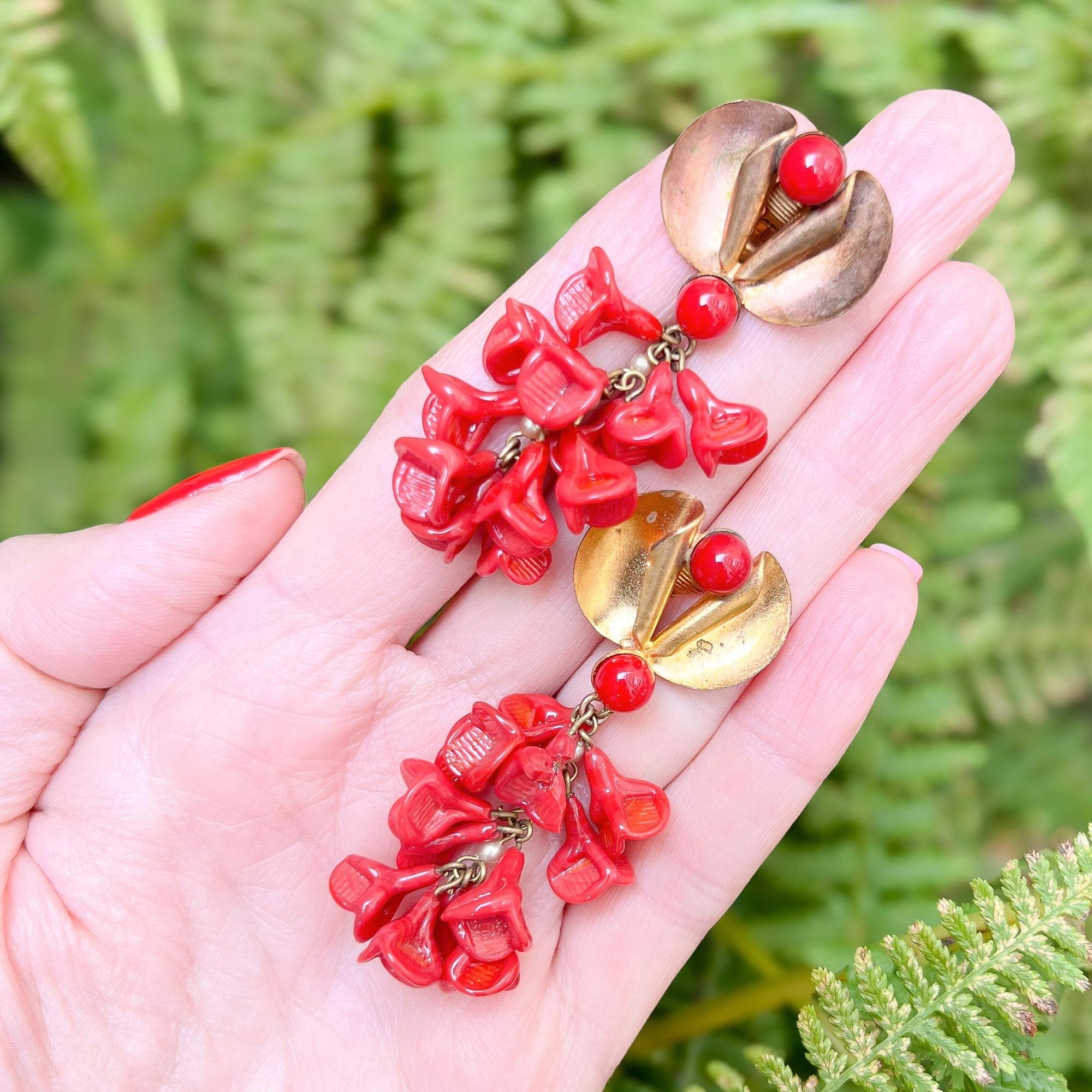 Louis Rousselet for Madeleine Rivière 1950s Red Glass Flower Vintage Drop Earrin In Fair Condition For Sale In Skelmersdale, GB
