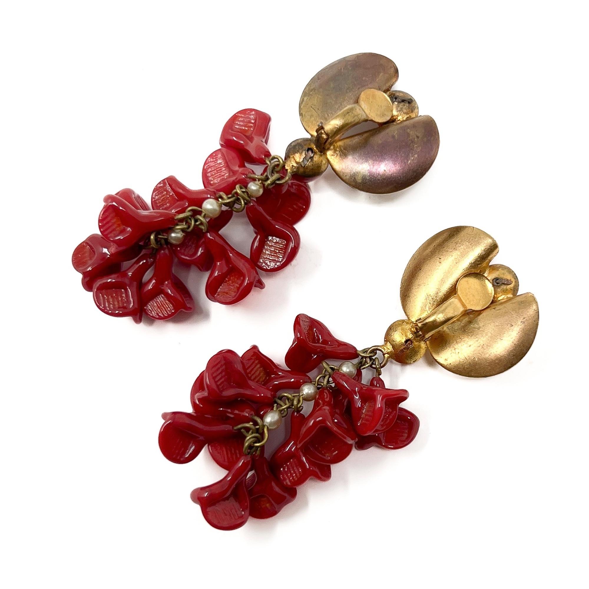 Louis Rousselet for Madeleine Rivière 1950s Red Glass Flower Vintage Drop Earrin For Sale 4