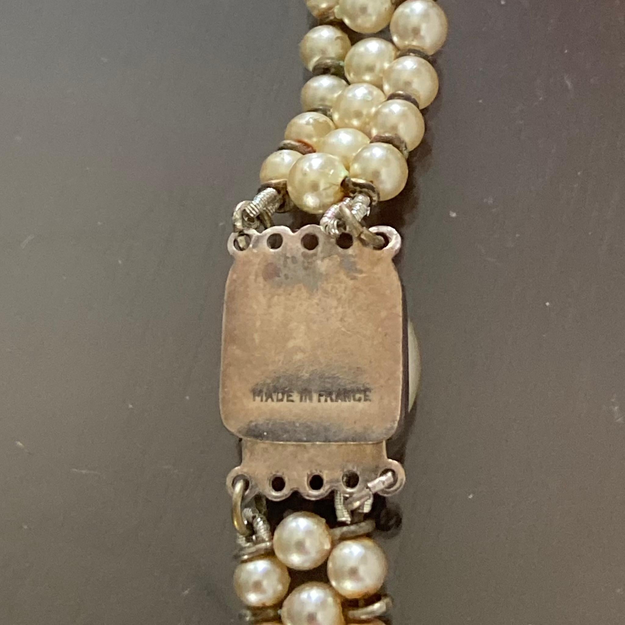 Louis Rousselet, French, glass pearl and fuchsia Necklace For Sale 1