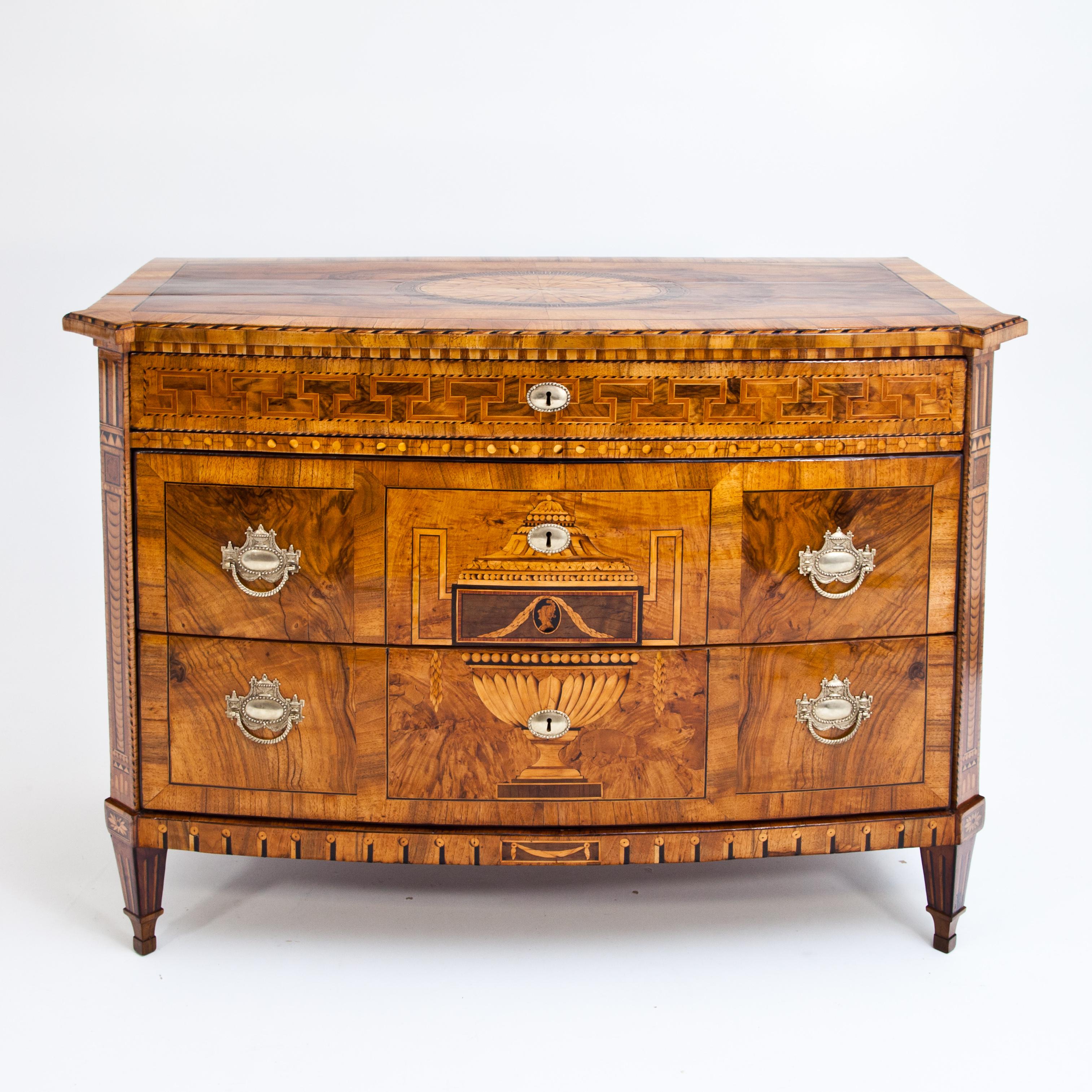 Neoclassical Louis-Seize Chest of Drawers, Dresden, circa 1790