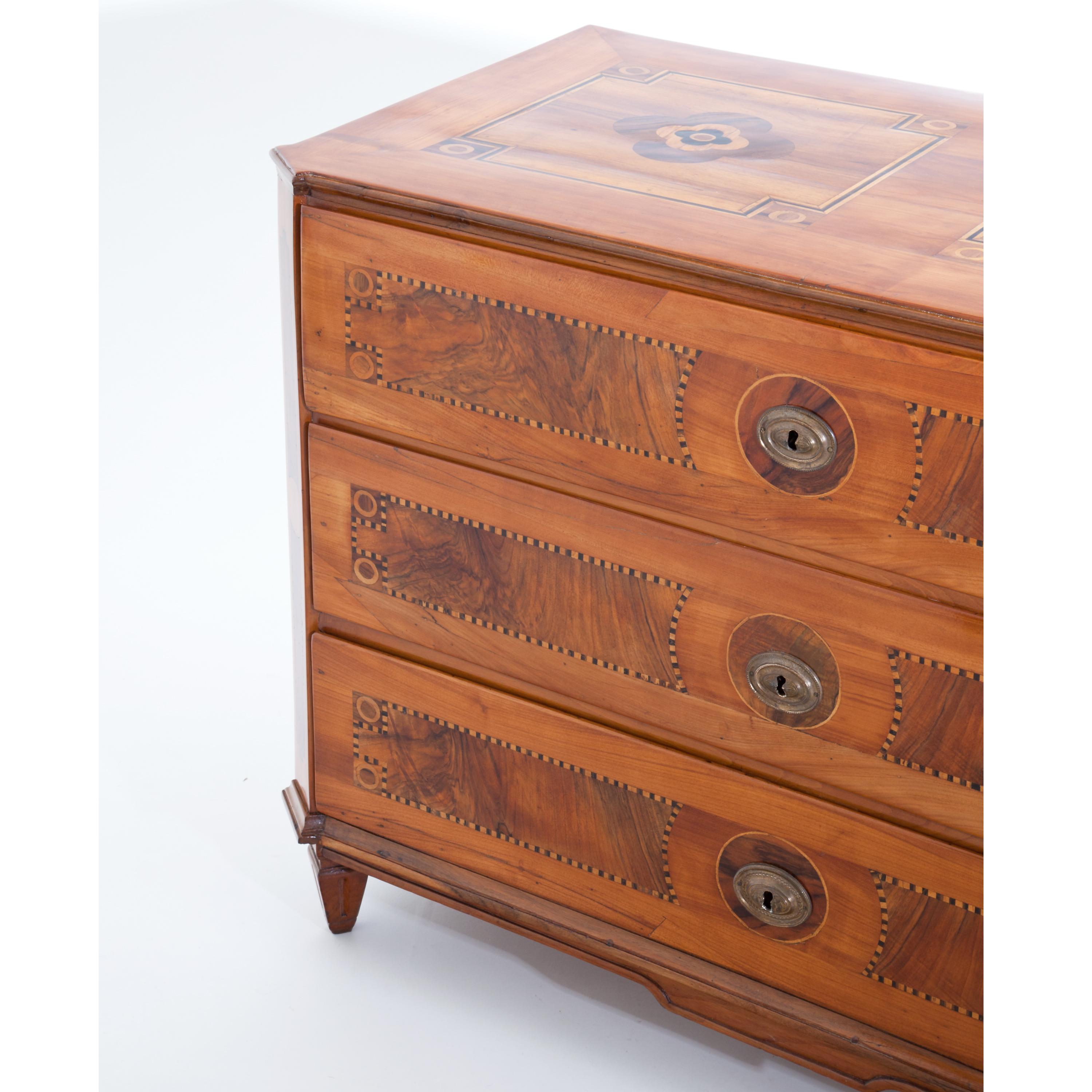 Louis Seize Chest of Drawers, End of 18th Century In Good Condition In Greding, DE