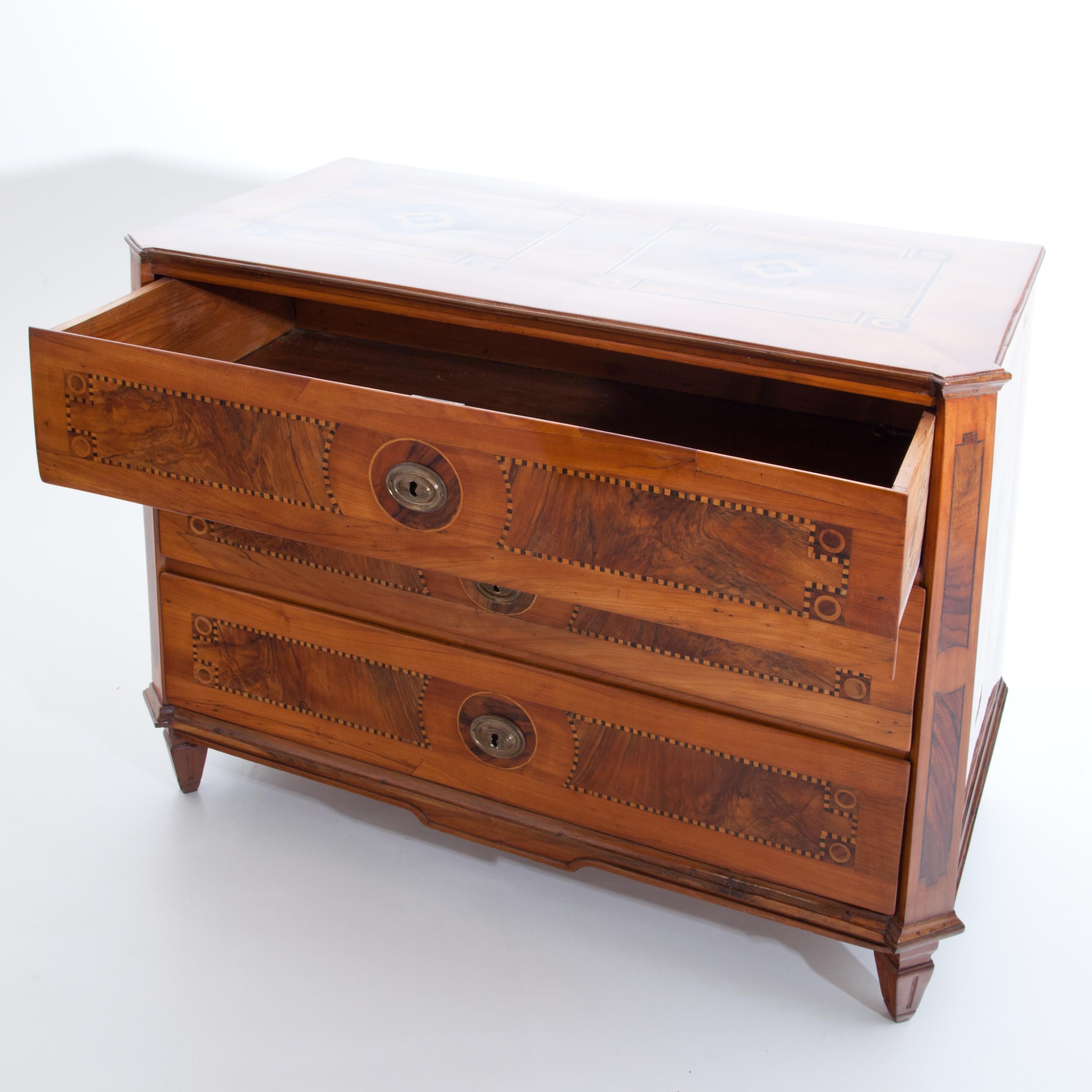 Louis Seize Chest of Drawers, End of 18th Century 2