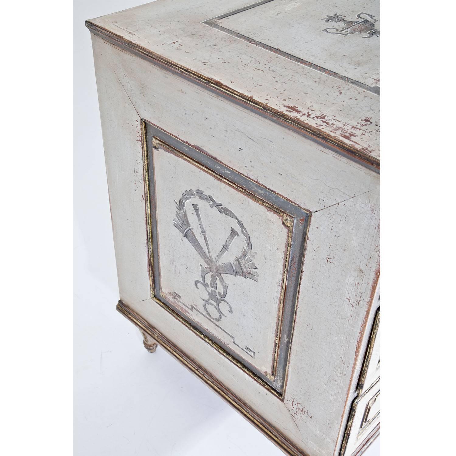European Louis Seize Chest of Drawers, End of the 18th Century