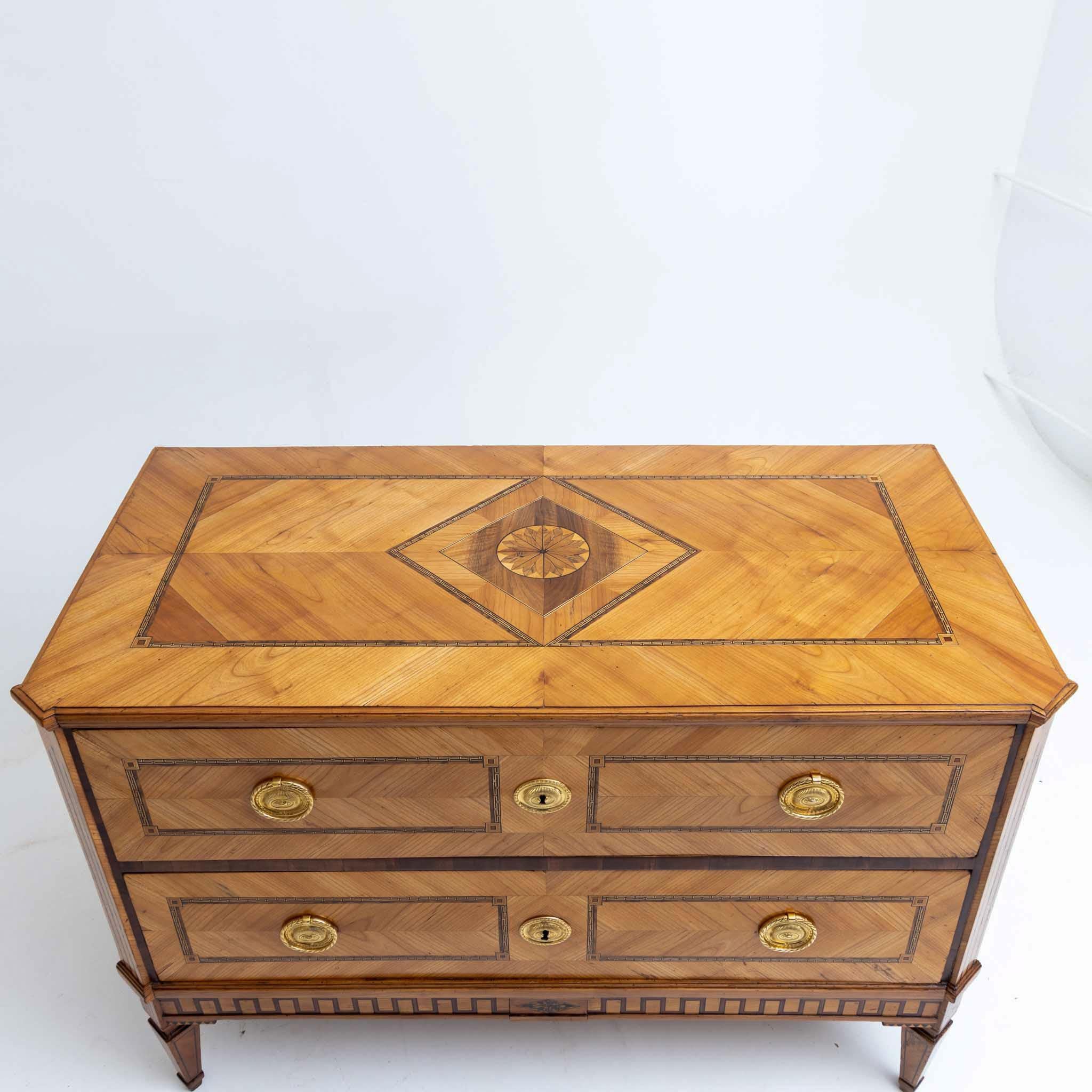 Louis Seize Chest of Drawers, Late 18th Century 4