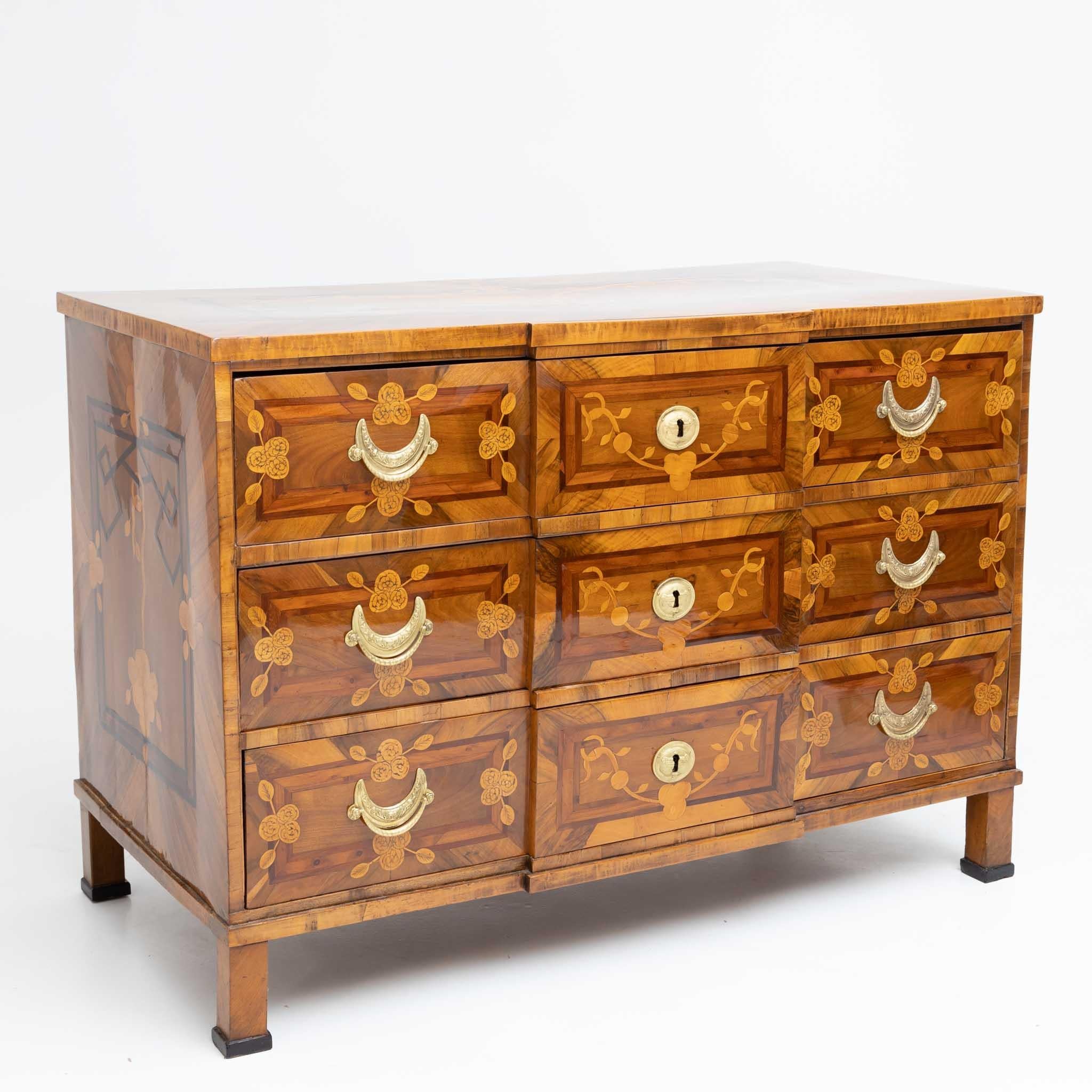 Louis Seize Marquetry Chest of Drawers, Walnut veneered, Late 18th Century For Sale 3