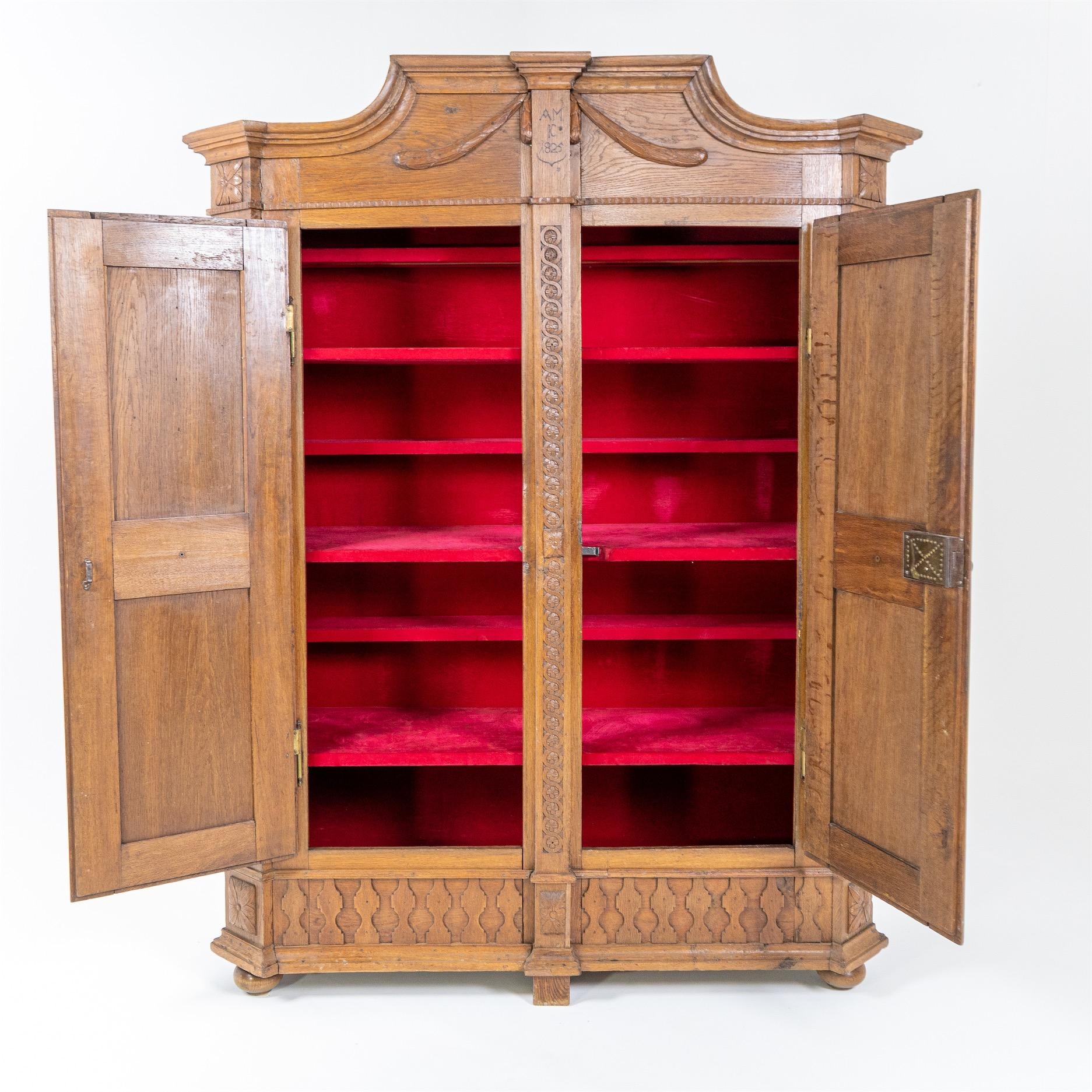 Louis Seize Oak Cabinet, Late 18th Century 7