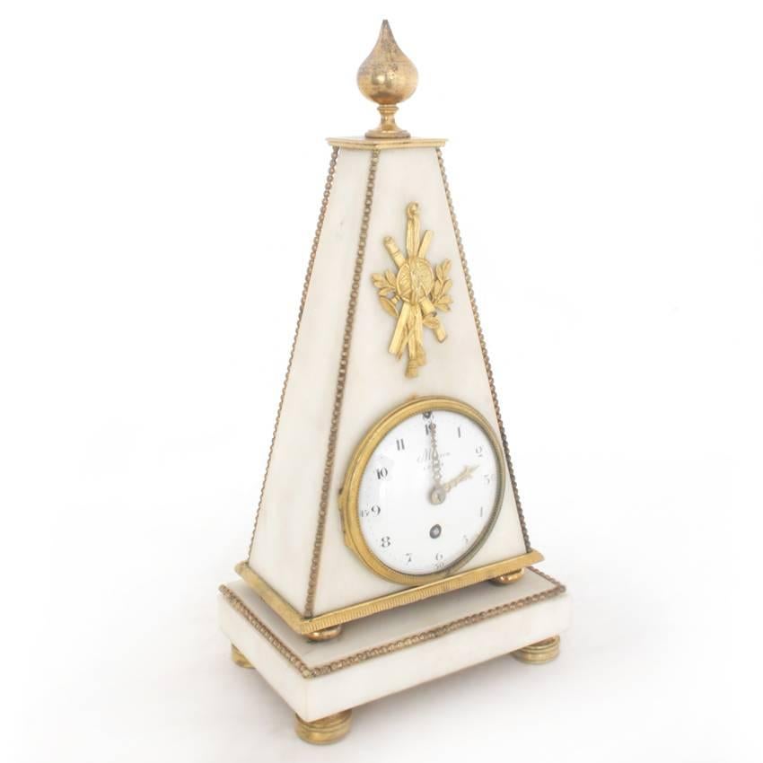French Louis Seize Pendule Clock, Paris, Late 18th Century