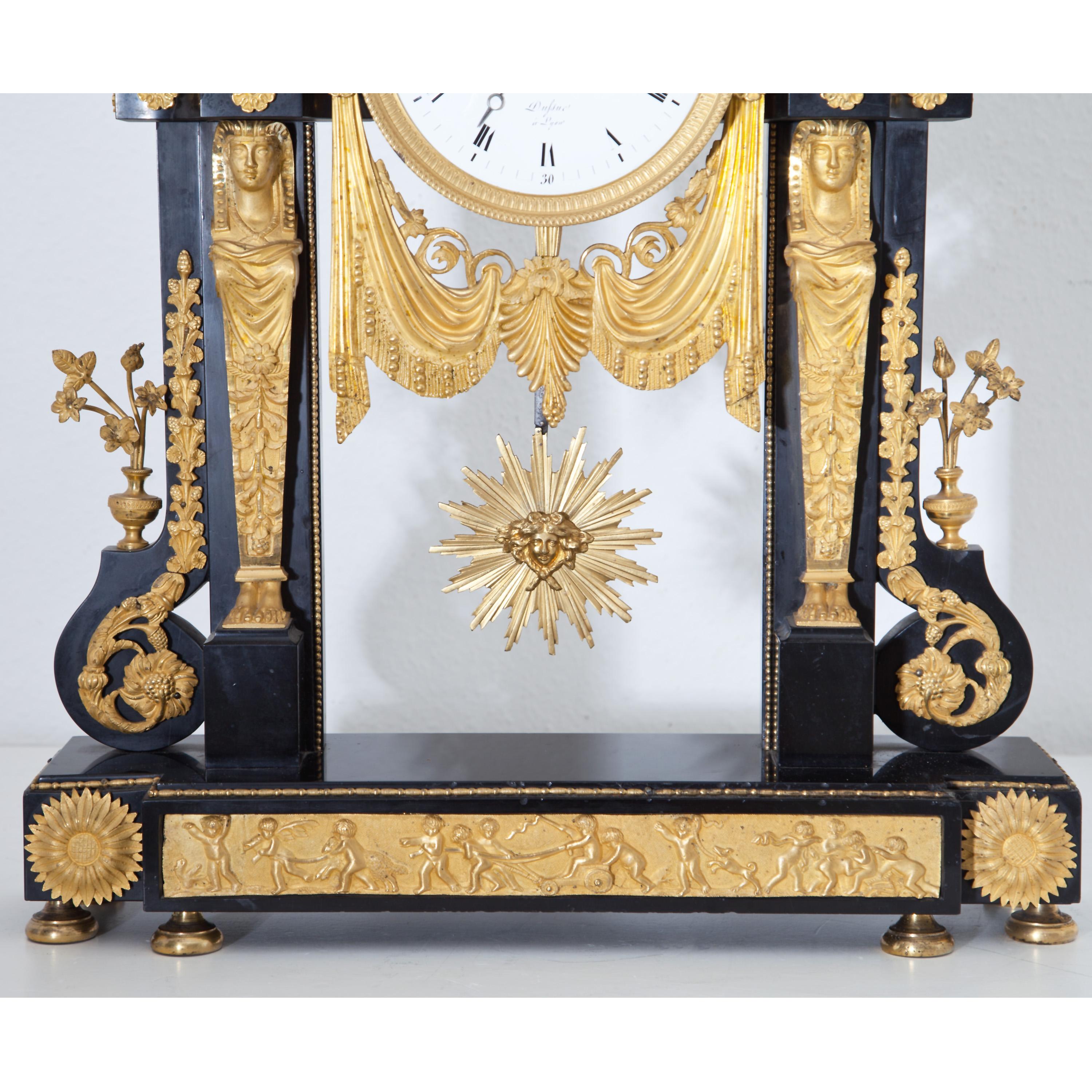 Louis Seize Portal Pendule, France, Late 18th Century 5
