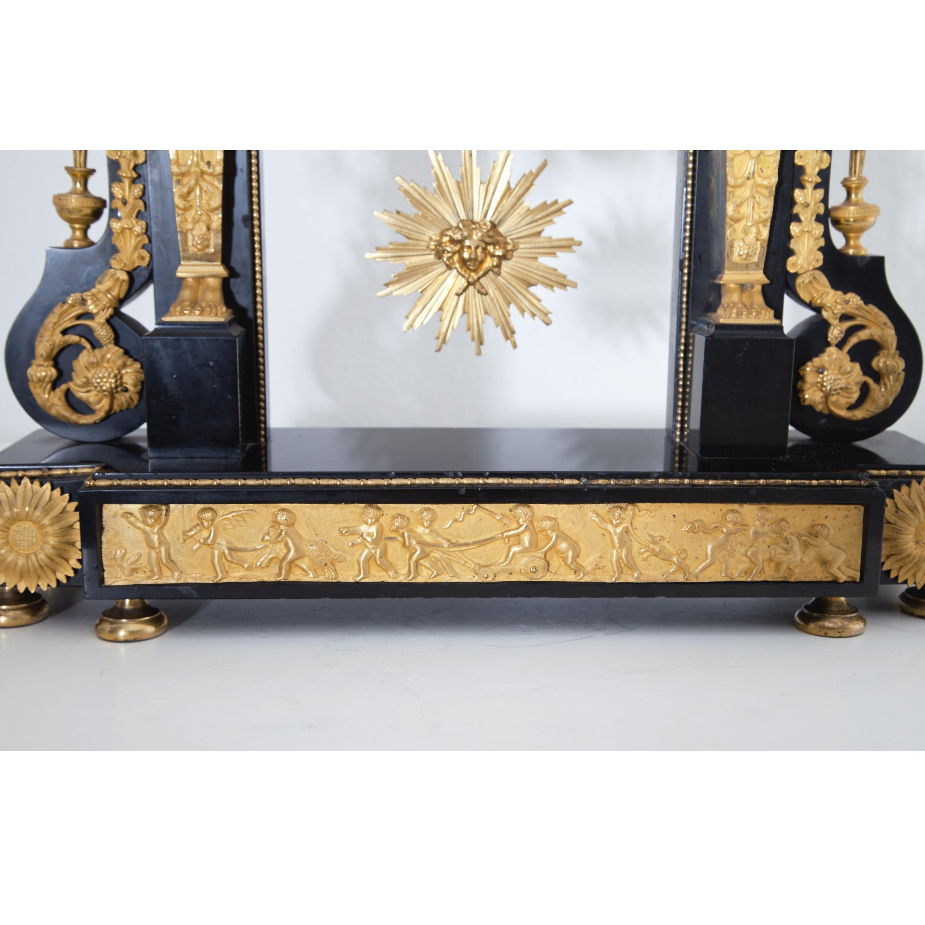 Louis Seize Portal Pendule, France, Late 18th Century 7