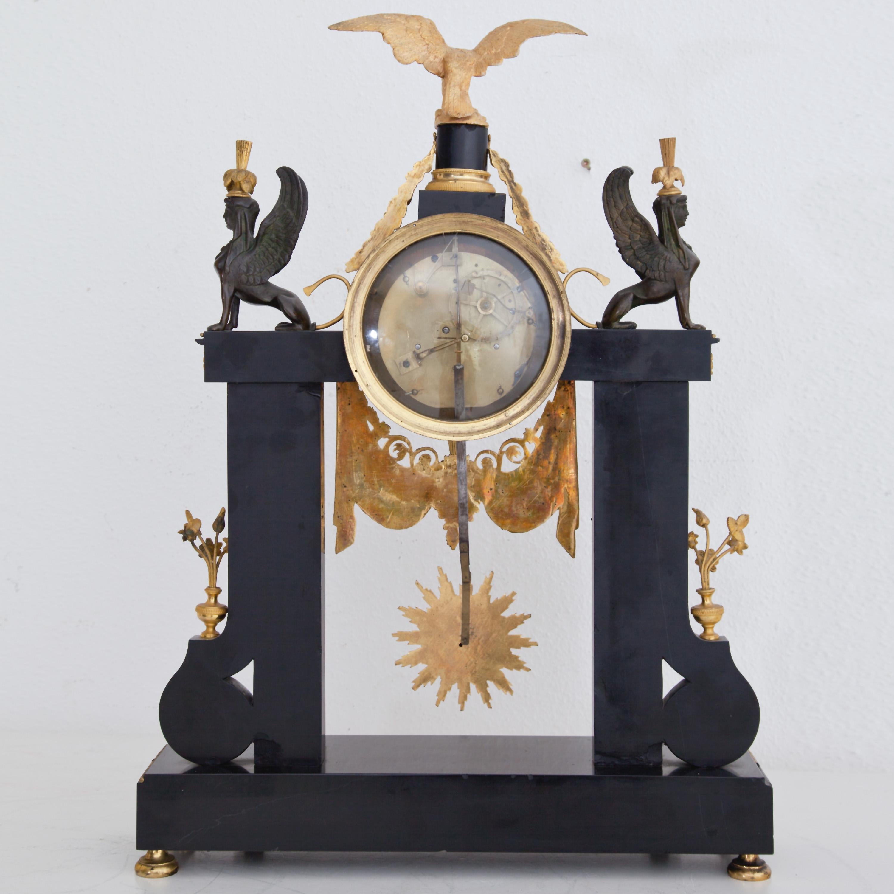 Louis Seize Portal Pendule, France, Late 18th Century 9